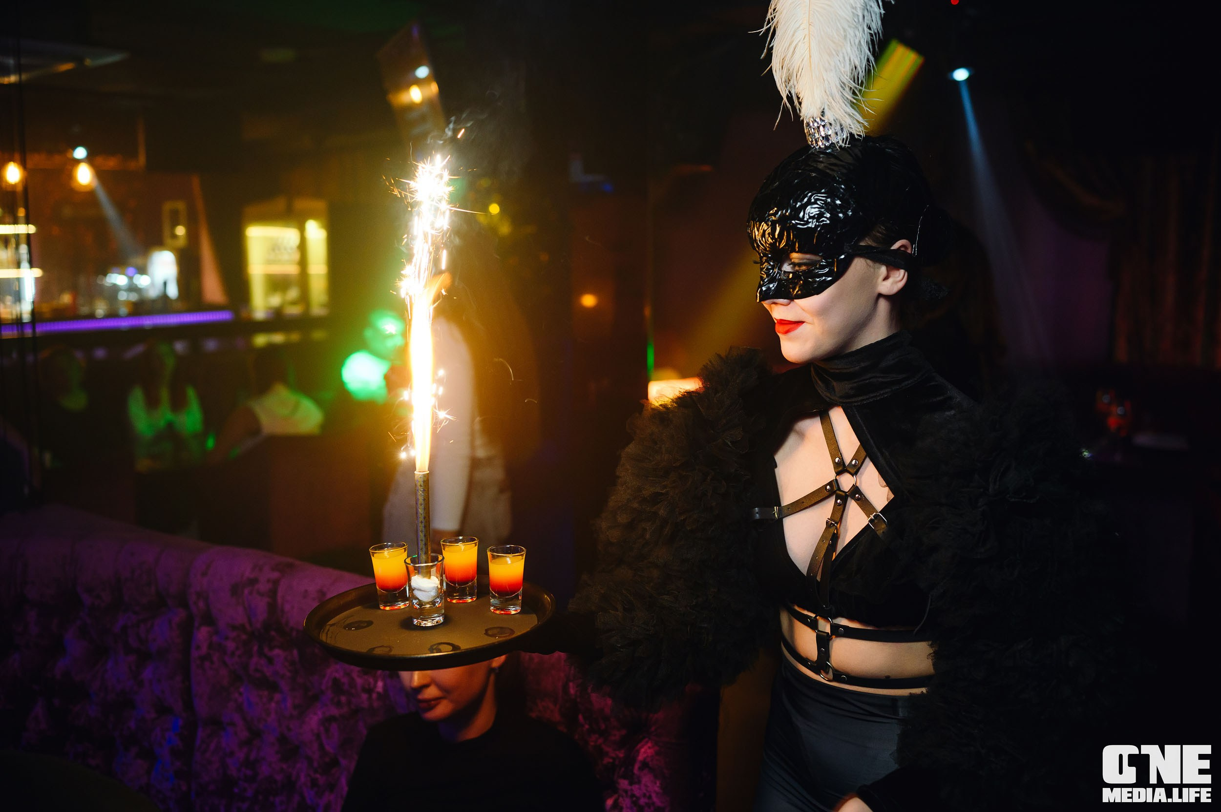 Фотоотчет из караоке-клуба Эйфория. One Media Life: фоторепортажи, фотоотчеты с мероприятий и заведений