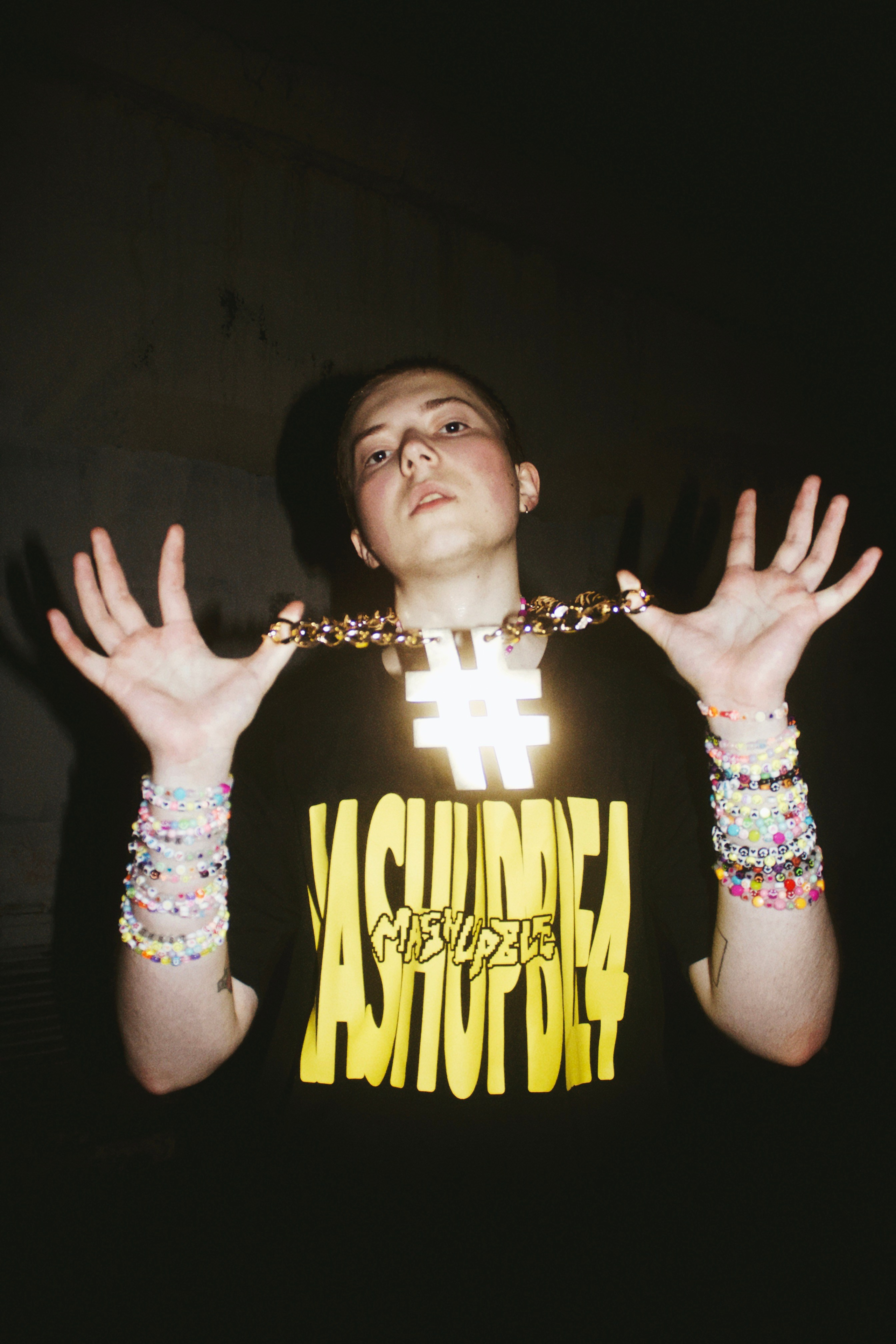 Съемка мерча MASHUPBLE. Концертный и портретный фотограф в Москве Соня Спросонья