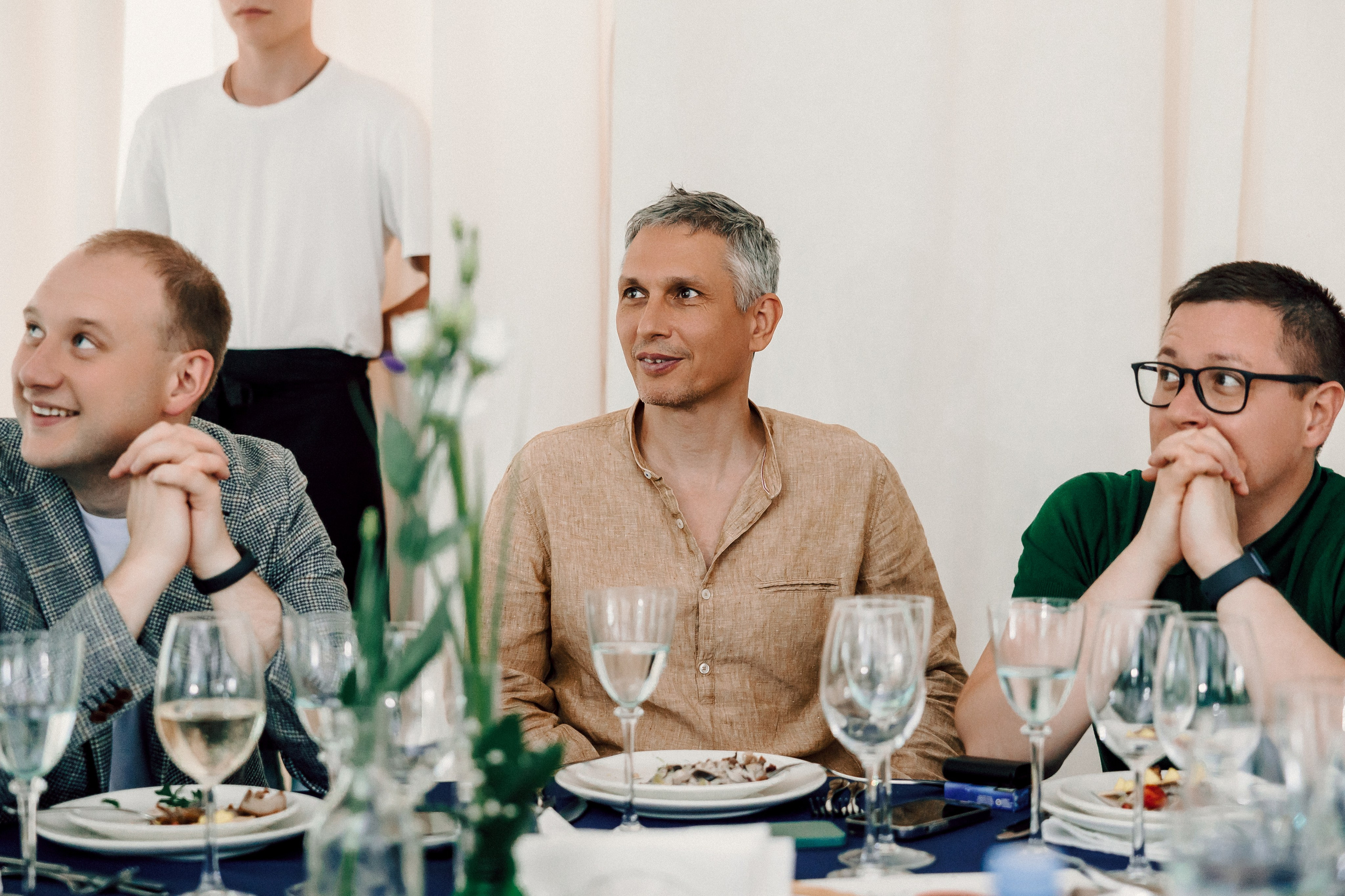 УММ2 — Летний корпоратив. Лёшка Варзегов — фотограф