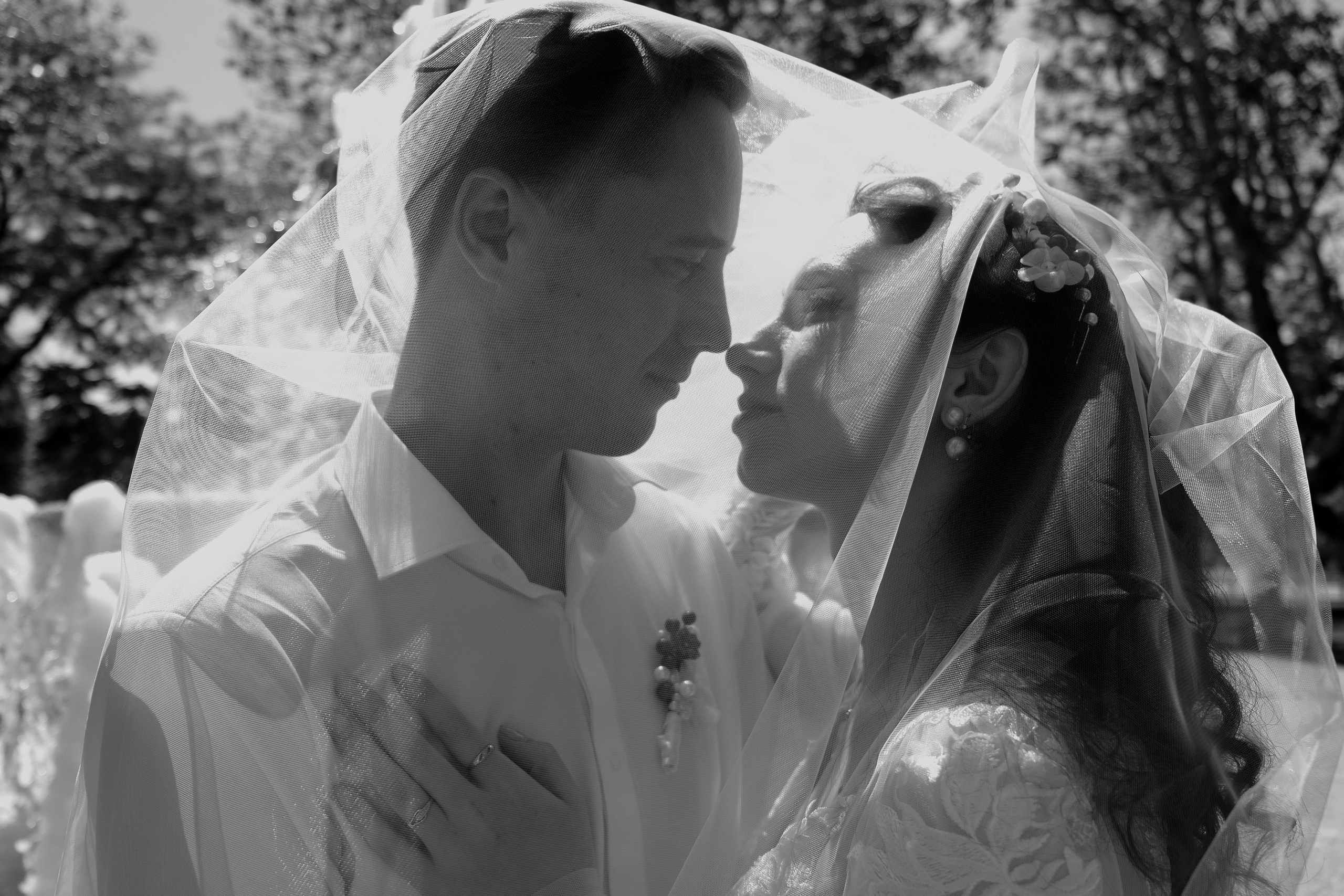 О+Д (ЗАГС, прогулка Центр и Парк Победы, банкет). Профессиональная фотосъемка в Крыму. Натуральные эмоции и живые кадры. Забронируйте дату прямо сейчас!