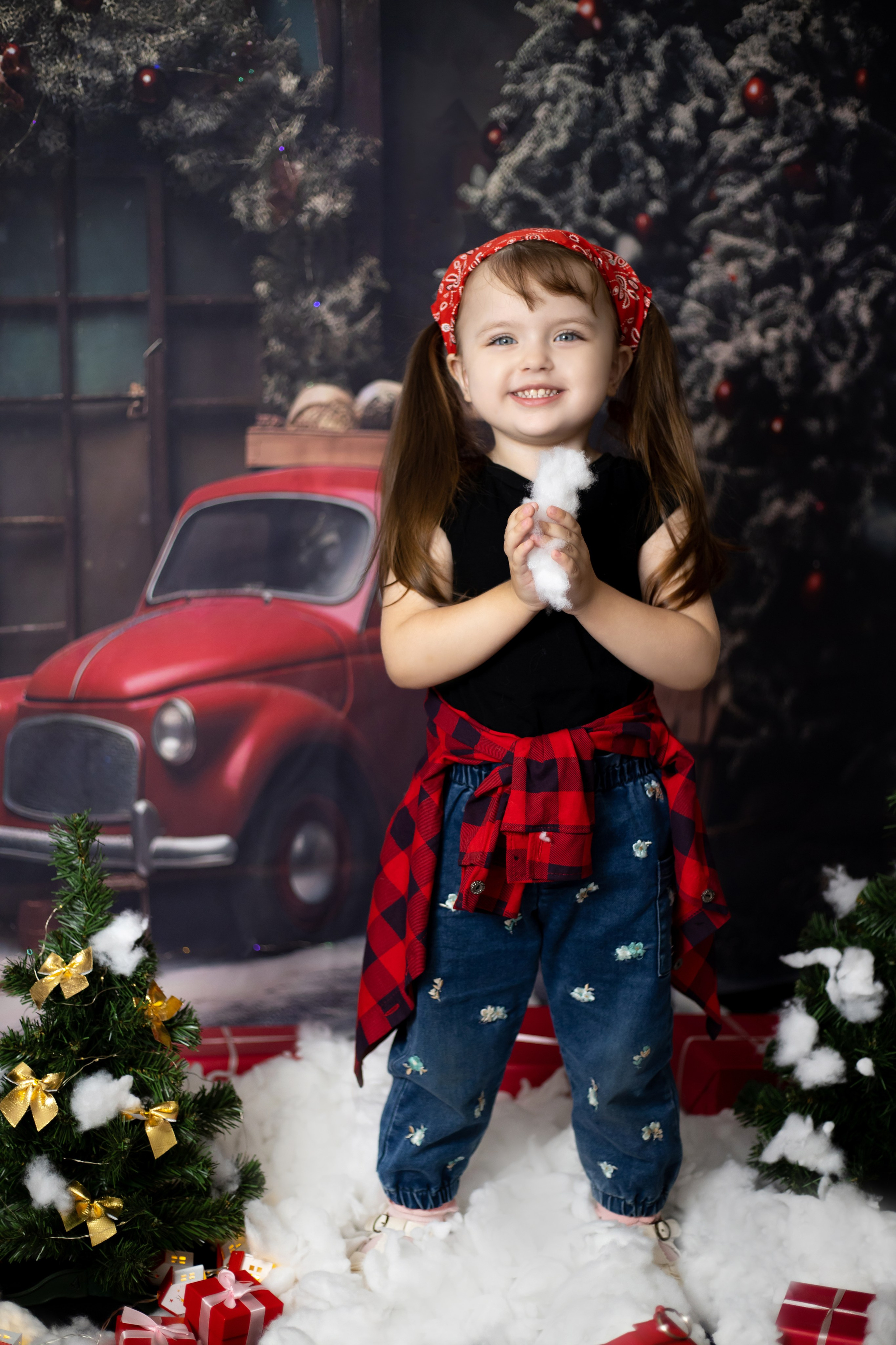 Новый год — Красная машина. Фотограф новорожденных Химки, Красногорск, Мытищи и Москва Елена Третьяк
