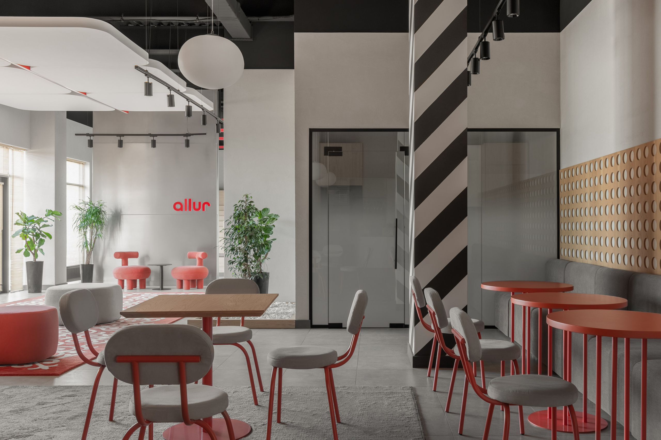 Алёна Красатулина — Allur Auto. Roman Yakunin — interior photographer in Almaty, Kazakhstan