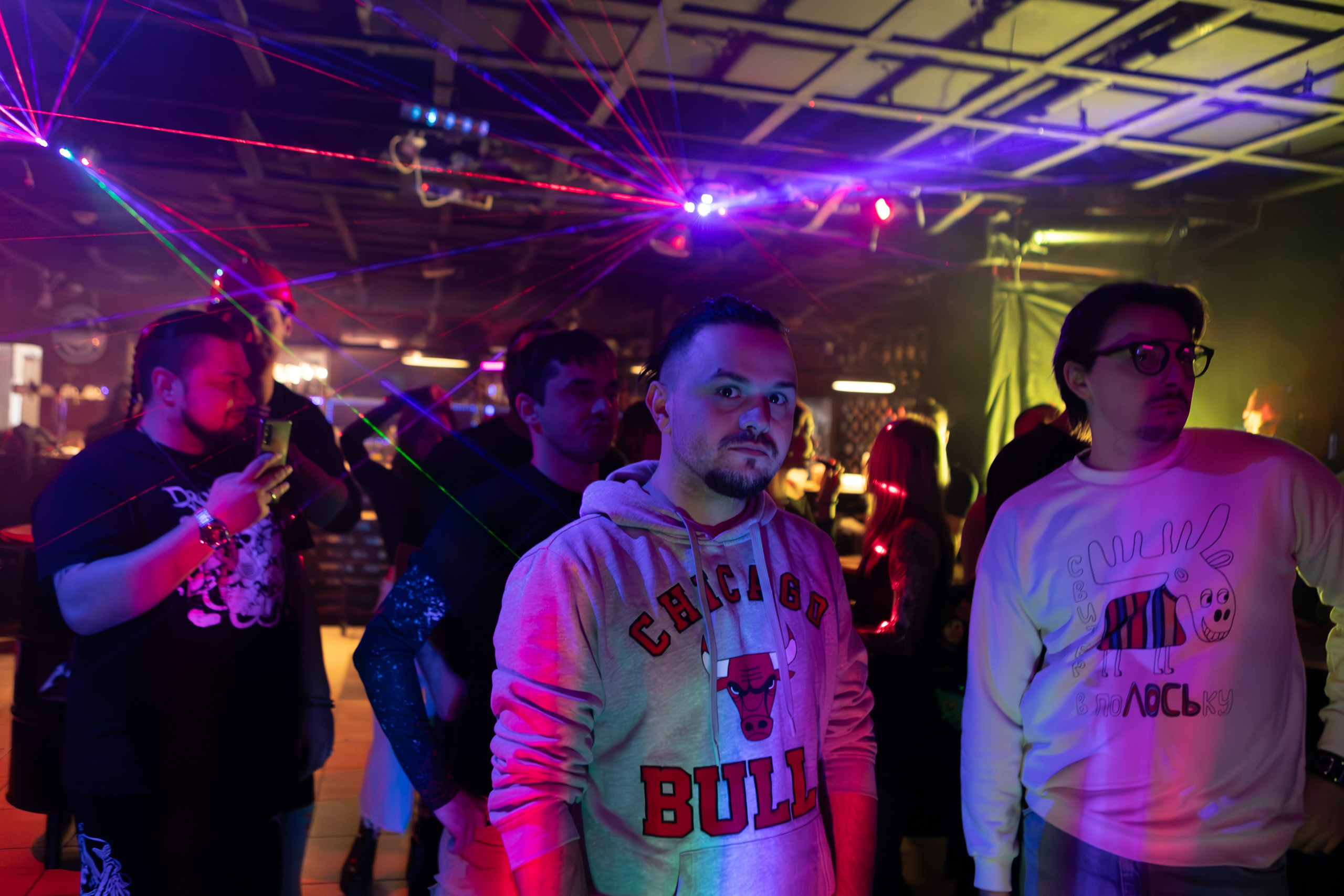 Бэкстейдж со съёмок фильма «Третья смена». Фотограф Александр Закадычный | Таганрог