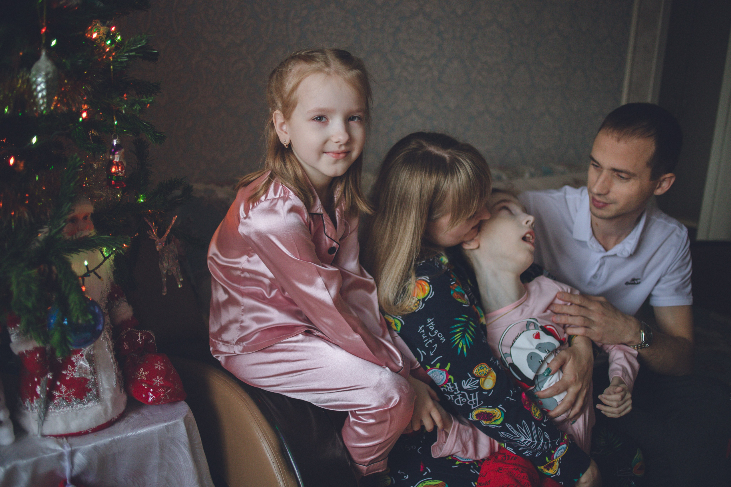 Таня, Владимир, Алина, Дарина. Семейный фотограф г. Димировград Андросова Екатерина