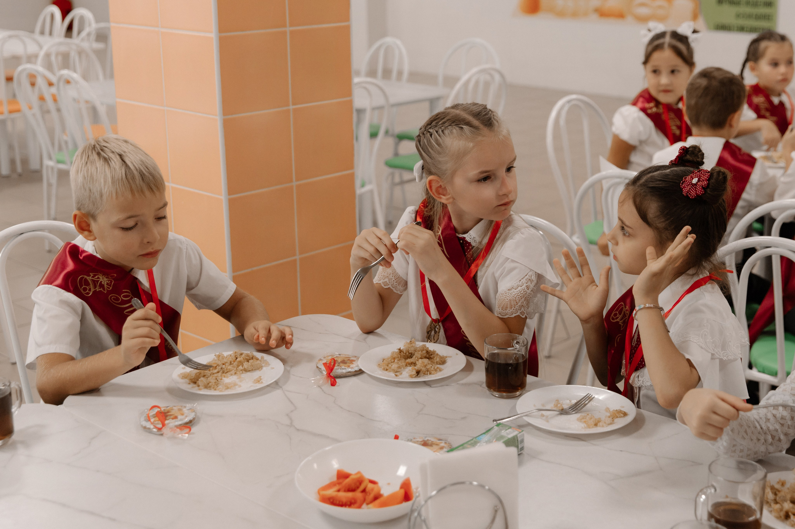 1 класс 11 школа. Выпускные альбомы Натальи Бутко: Новороссийск, Анапа, Геленджик