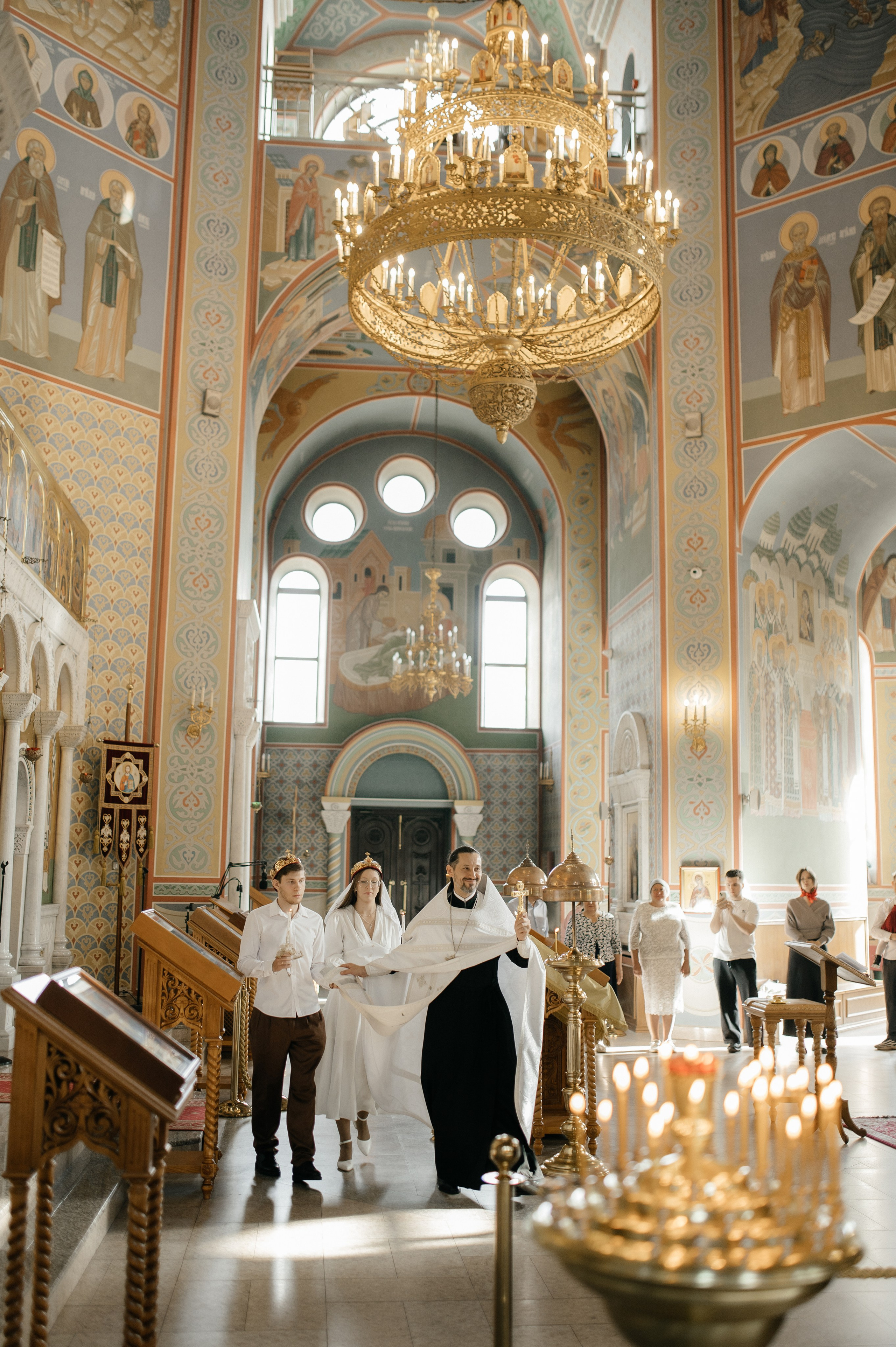 Фотосессия венчания в Храме Преподобного Сергия Радонежского