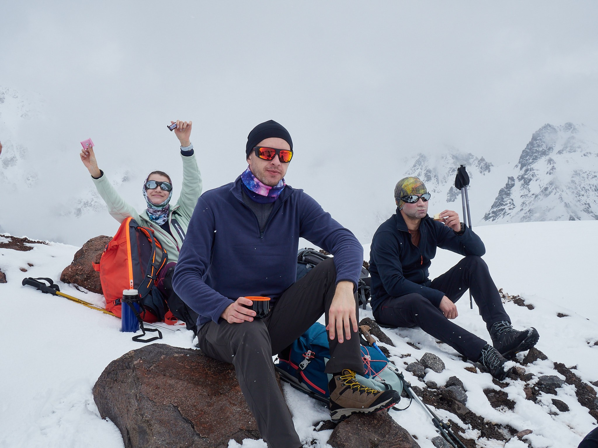 06.05 Отличная акклиматизационная прогулка. Горный, высотный Фотограф на Эльбрусе Георгий