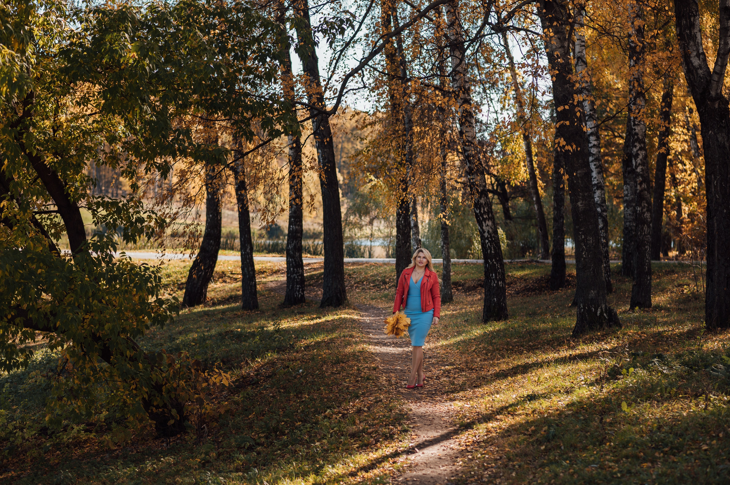 Осенние фотосессии в Туле. Портретный, семейный, свадебный фотограф. Бизнес, контент съёмка. Тула