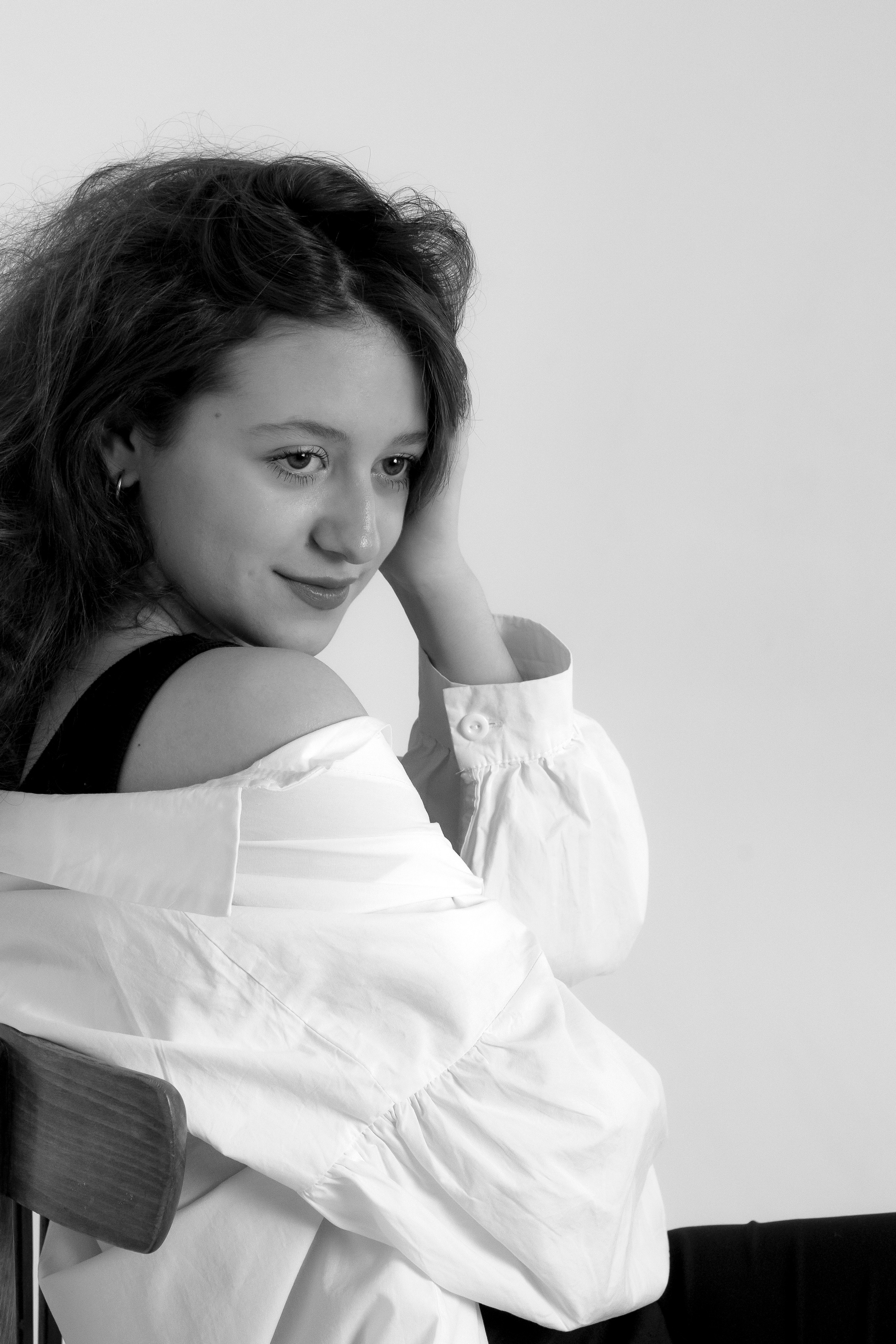 Илона. Портрет. Главная