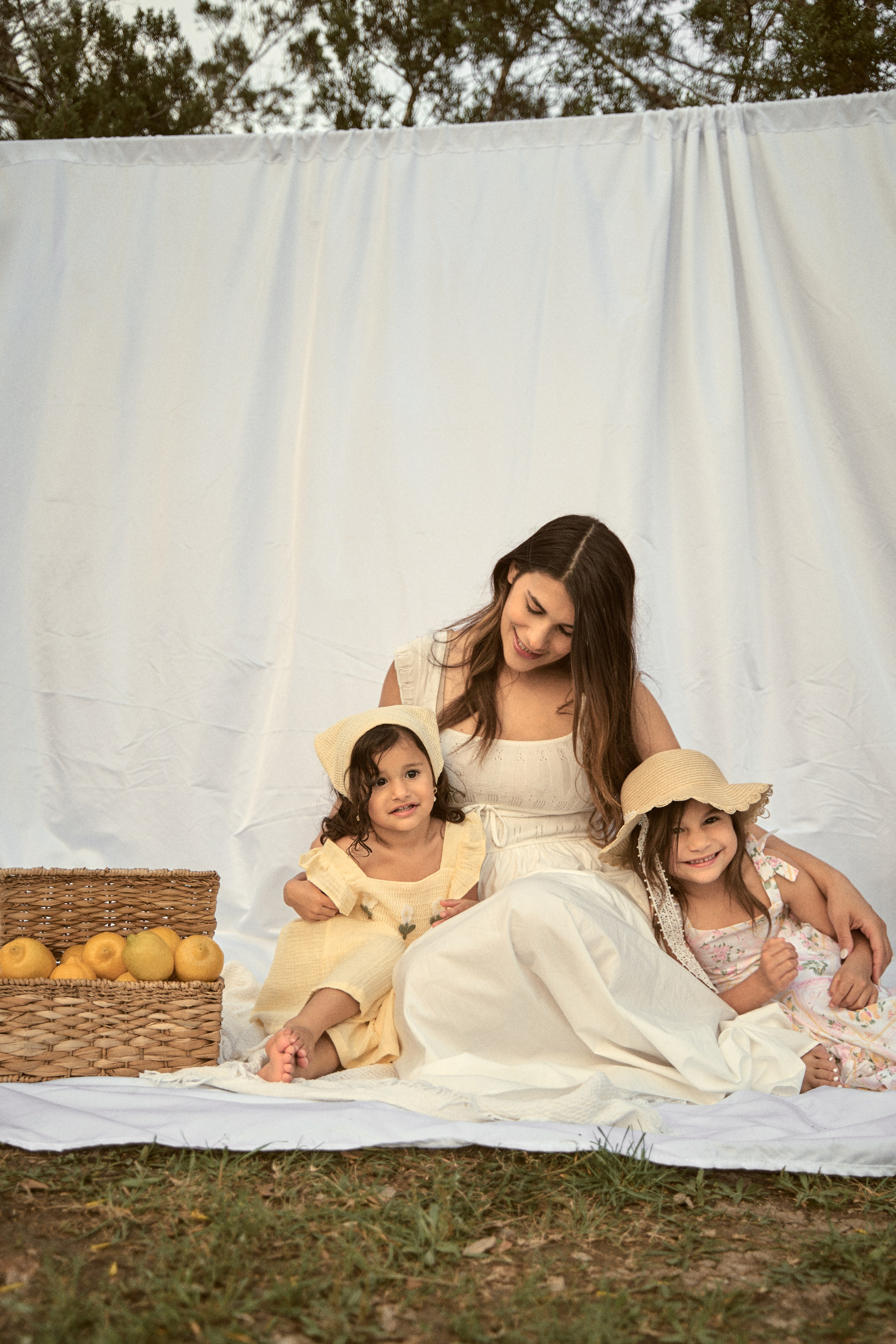 Mother Day — Mini Session. Arina Kamerlokher — Personal, Family, Maternity & Branding Photographer in Austin & Worldwide
