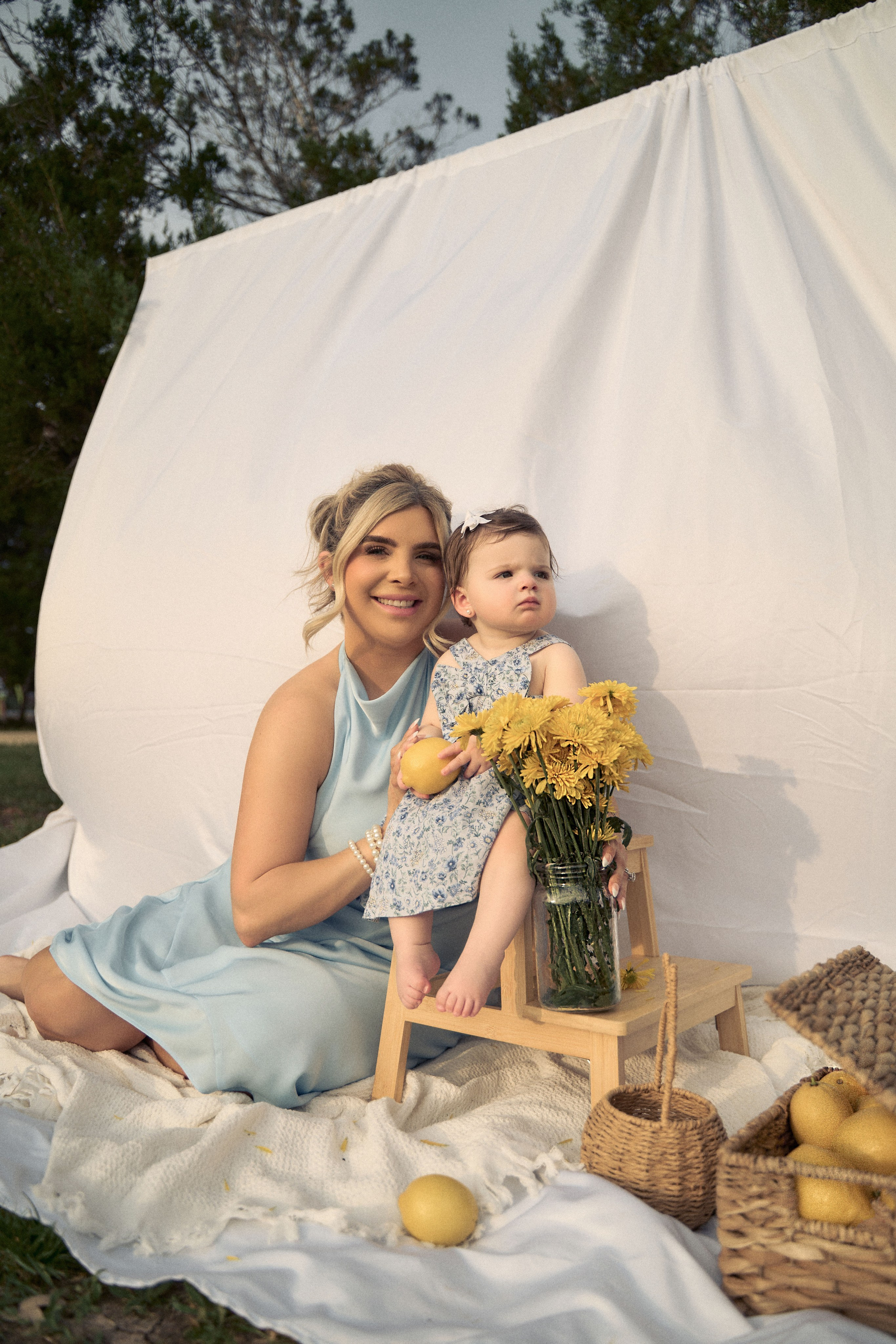 Mother Day — Mini Session. Arina Kamerlokher — Personal, Family, Maternity & Branding Photographer in Austin & Worldwide