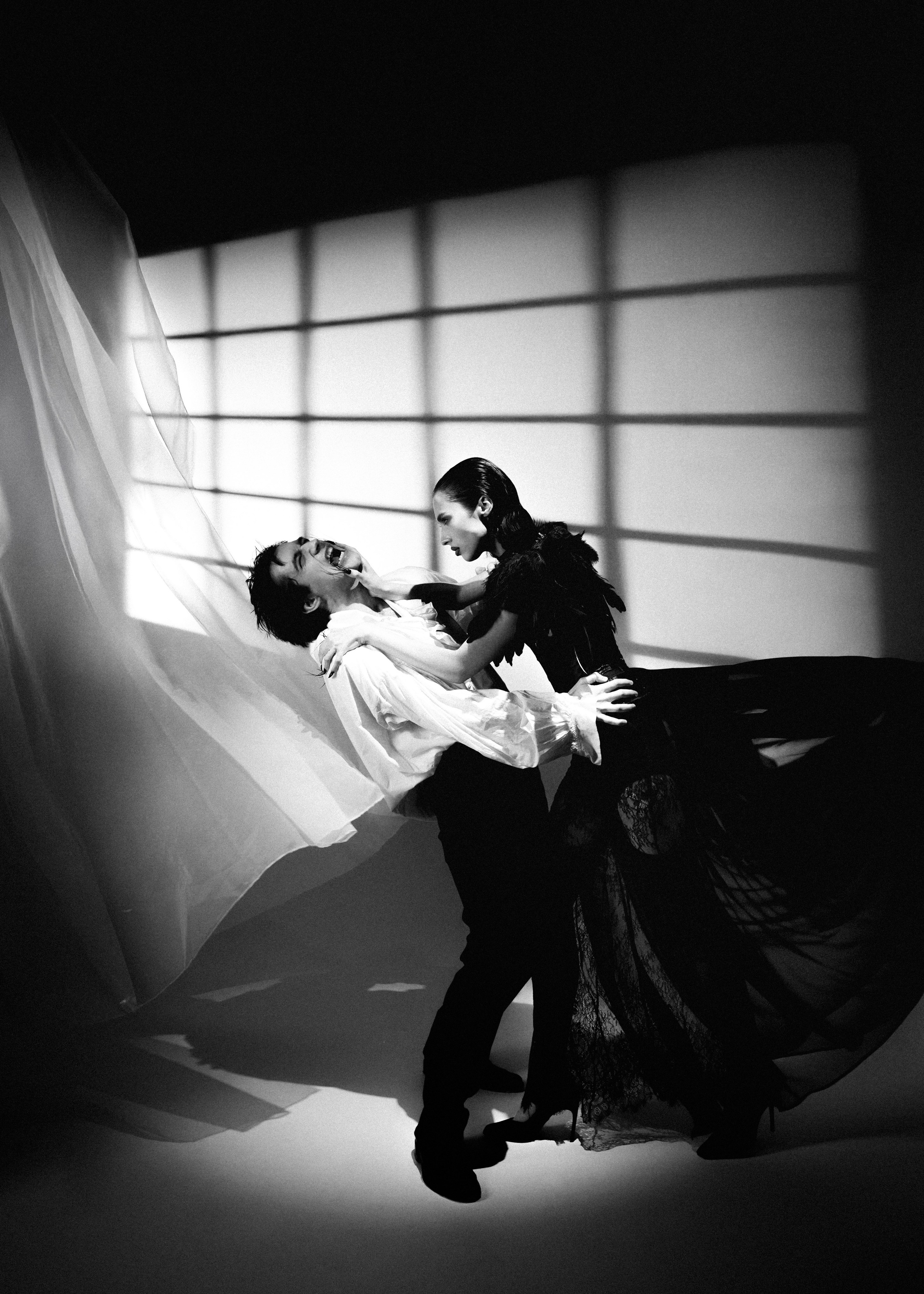 NEVERMORE. Коммерческий и fashion-фотограф в Санкт-Петербурге Олеся Поле