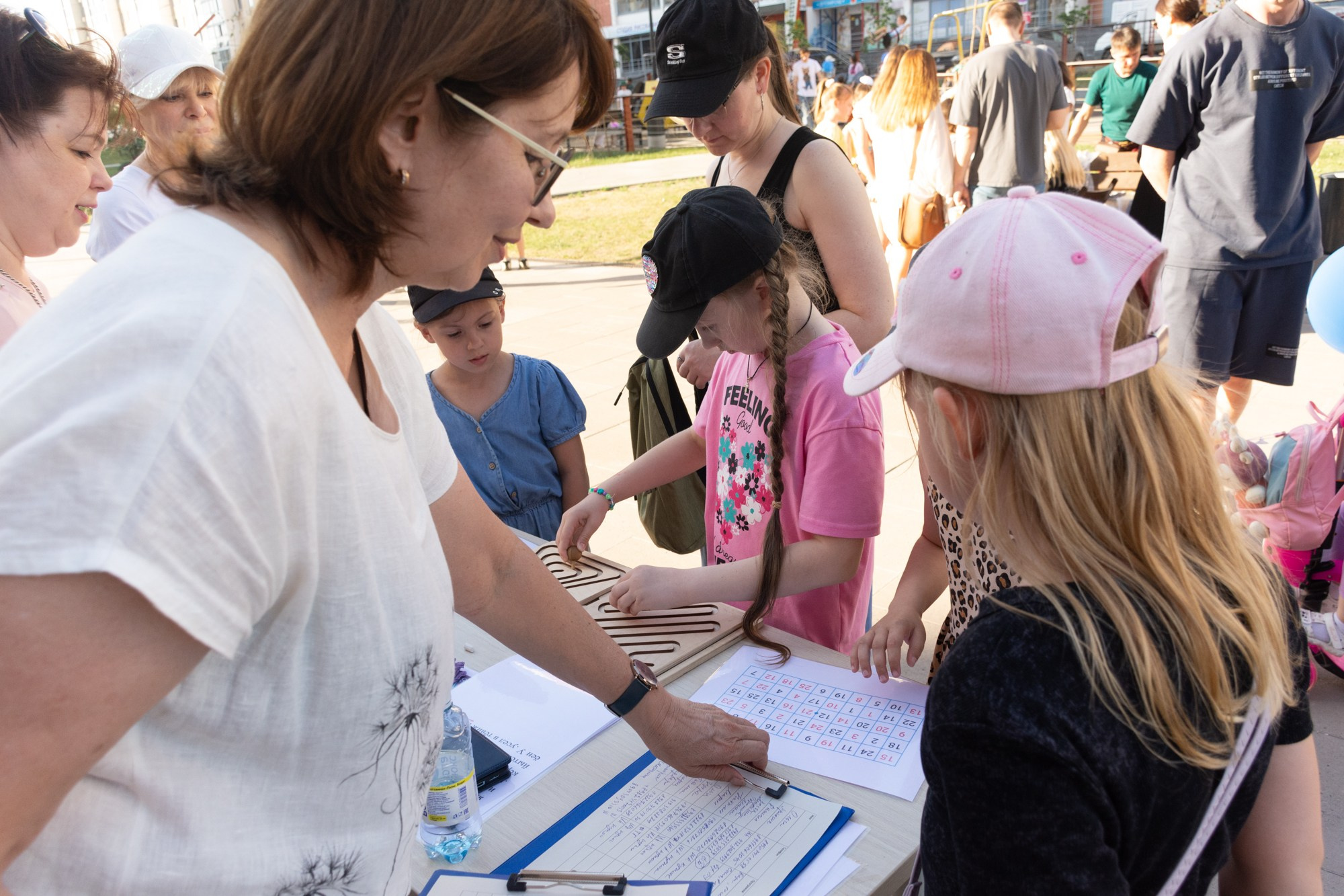 Фестиваль современного исполнительского искусства (Сквер Академ Риверсайд). Фотограф Максим Буряк