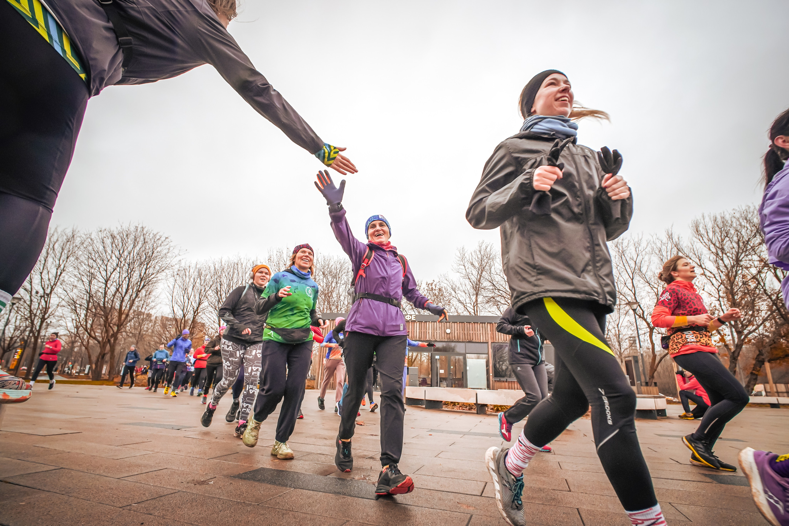 #марафонудома #яuzarun 2024 2-я петля, группа 6:30. Роман Капилюшов. Бег. Фото. Видео. г. Люберцы