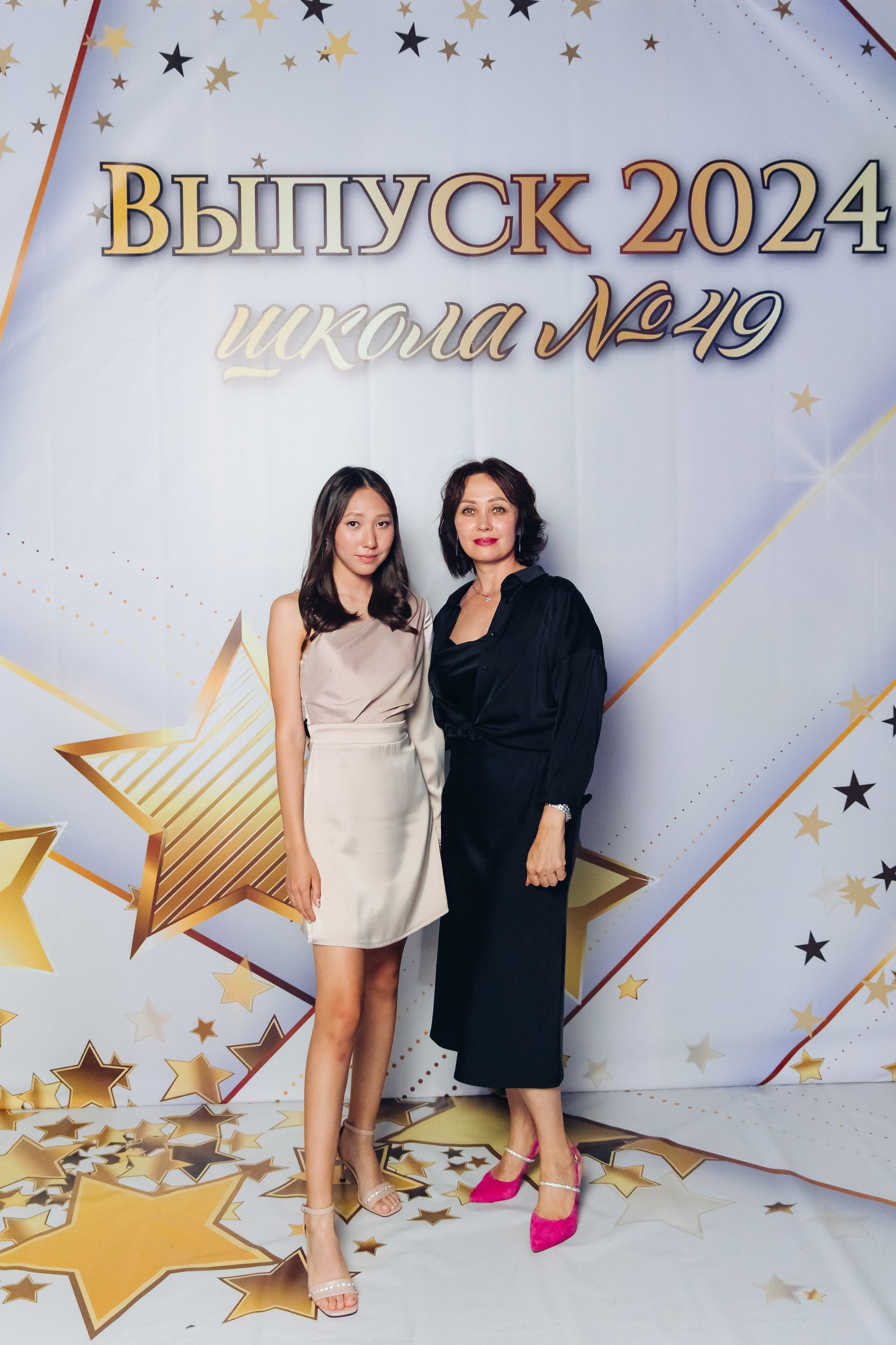 Выпускной вечер. 49 школа. Баран на корове. Свадебный и семейный фотограф в Улан-Удэ