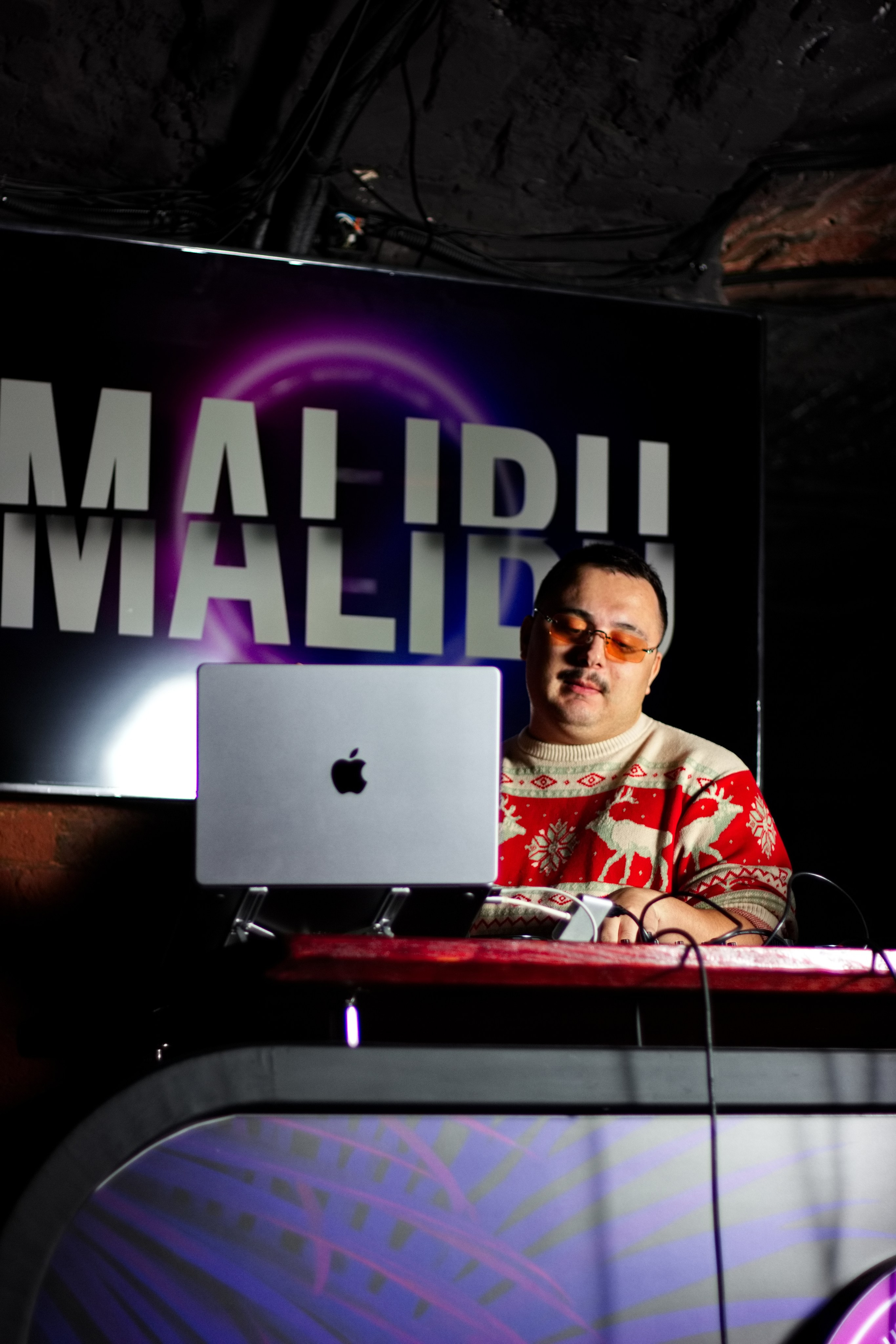 Malibu Night Club. Фото/видео