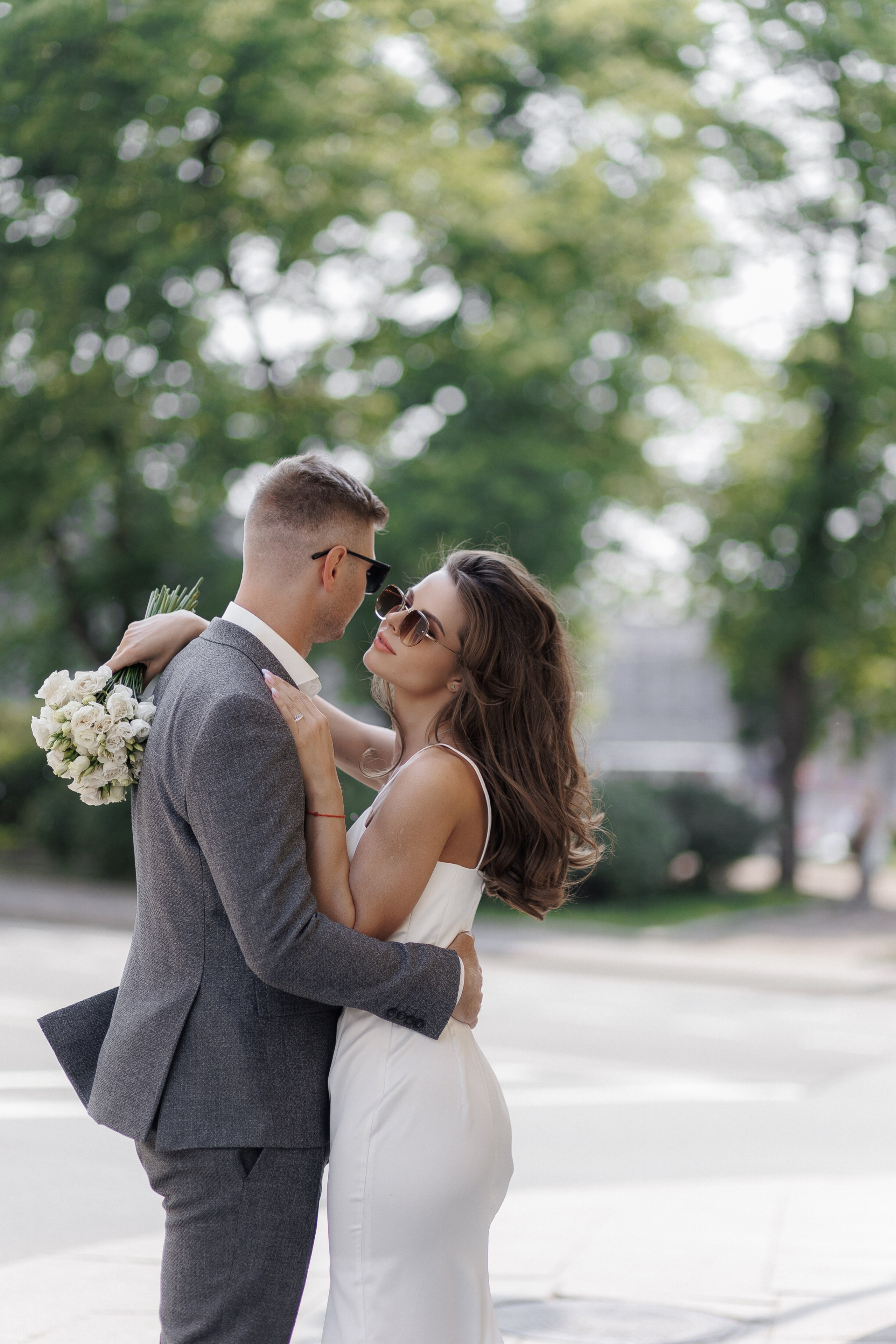 ···. Свадебный фотограф в Санкт-Петербурге Александра Чукавина