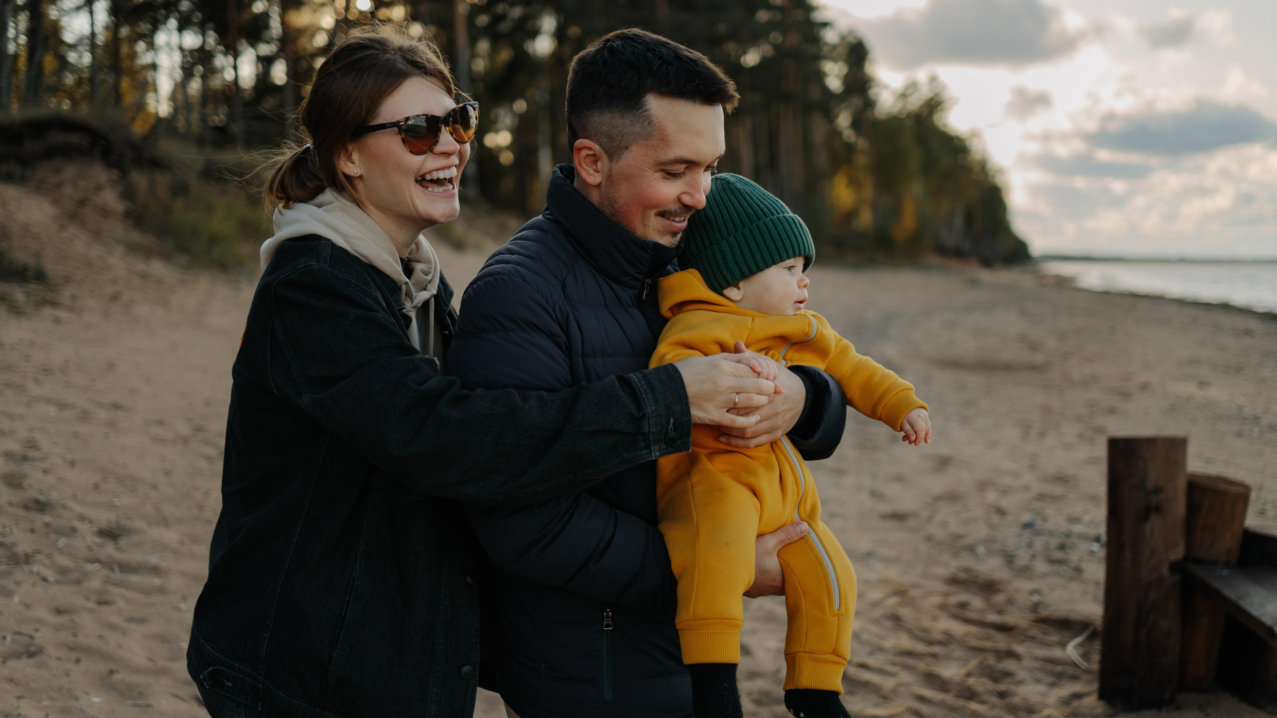 Александра, Алексей, Илья и Тоби. Главная