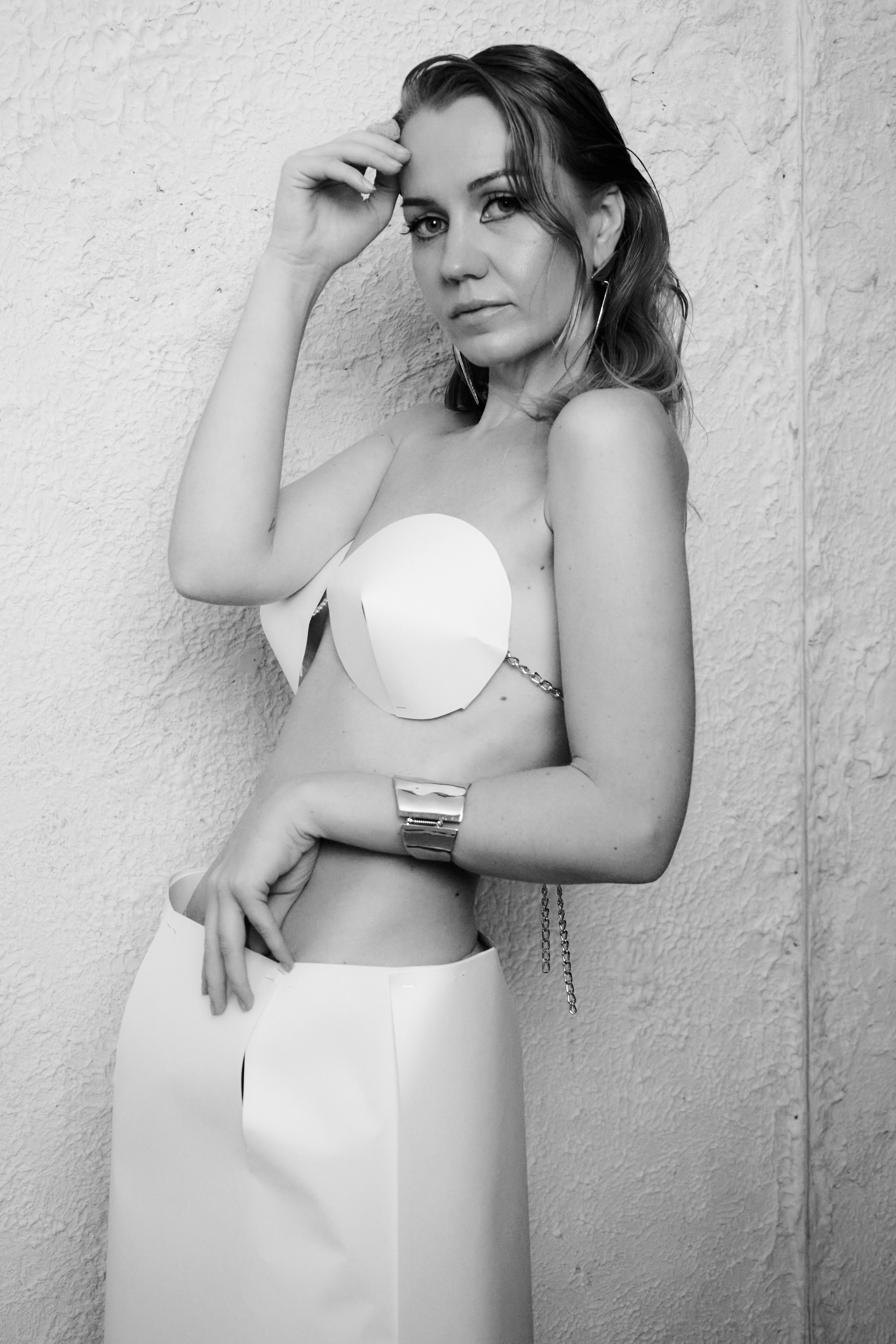 Эпатажный минимализм. Стилист медийных личностей