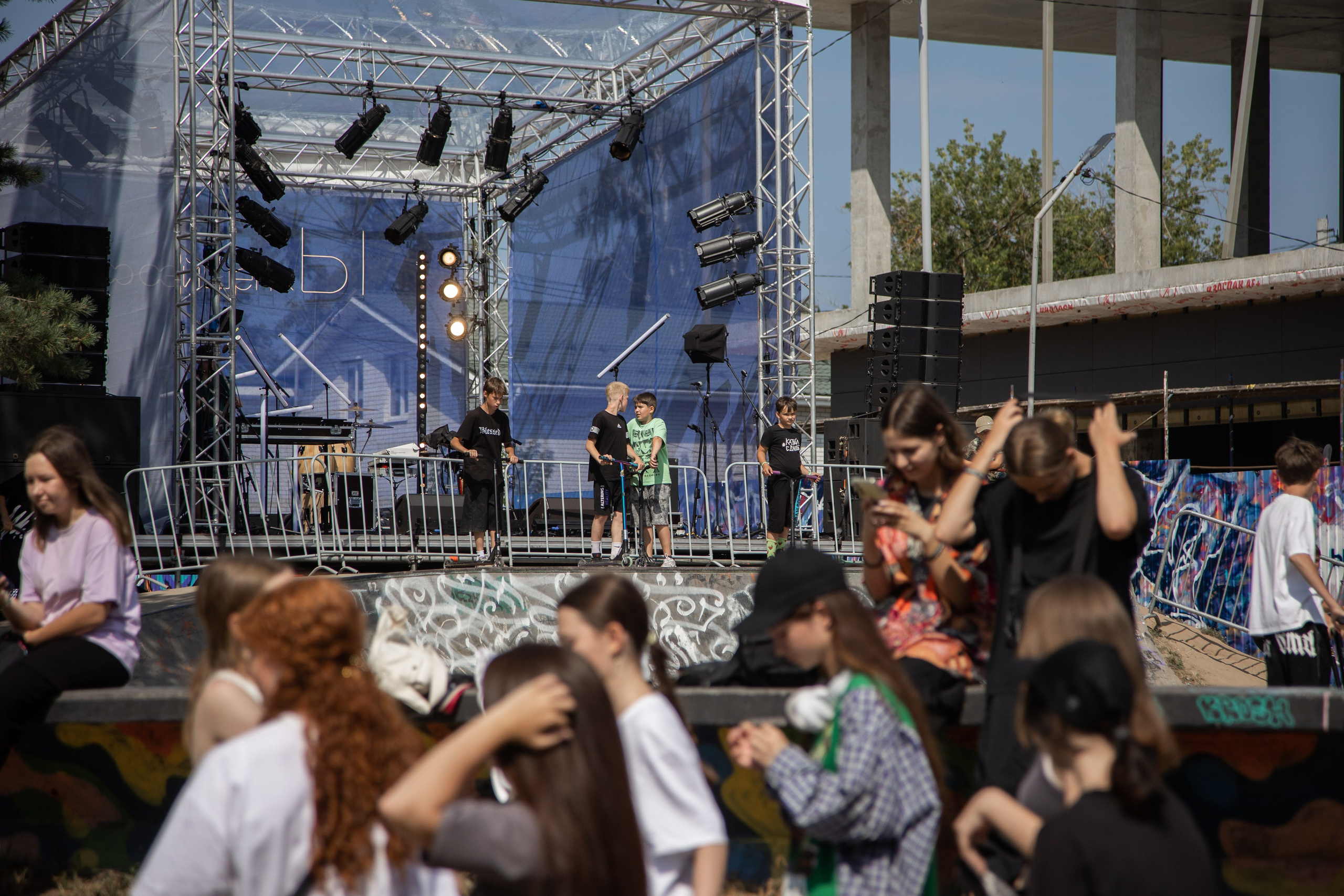 Трехдневный фотоотчет Выкса-фестиваль 2024. Фотограф городских и семейных событий Артем Карпухин