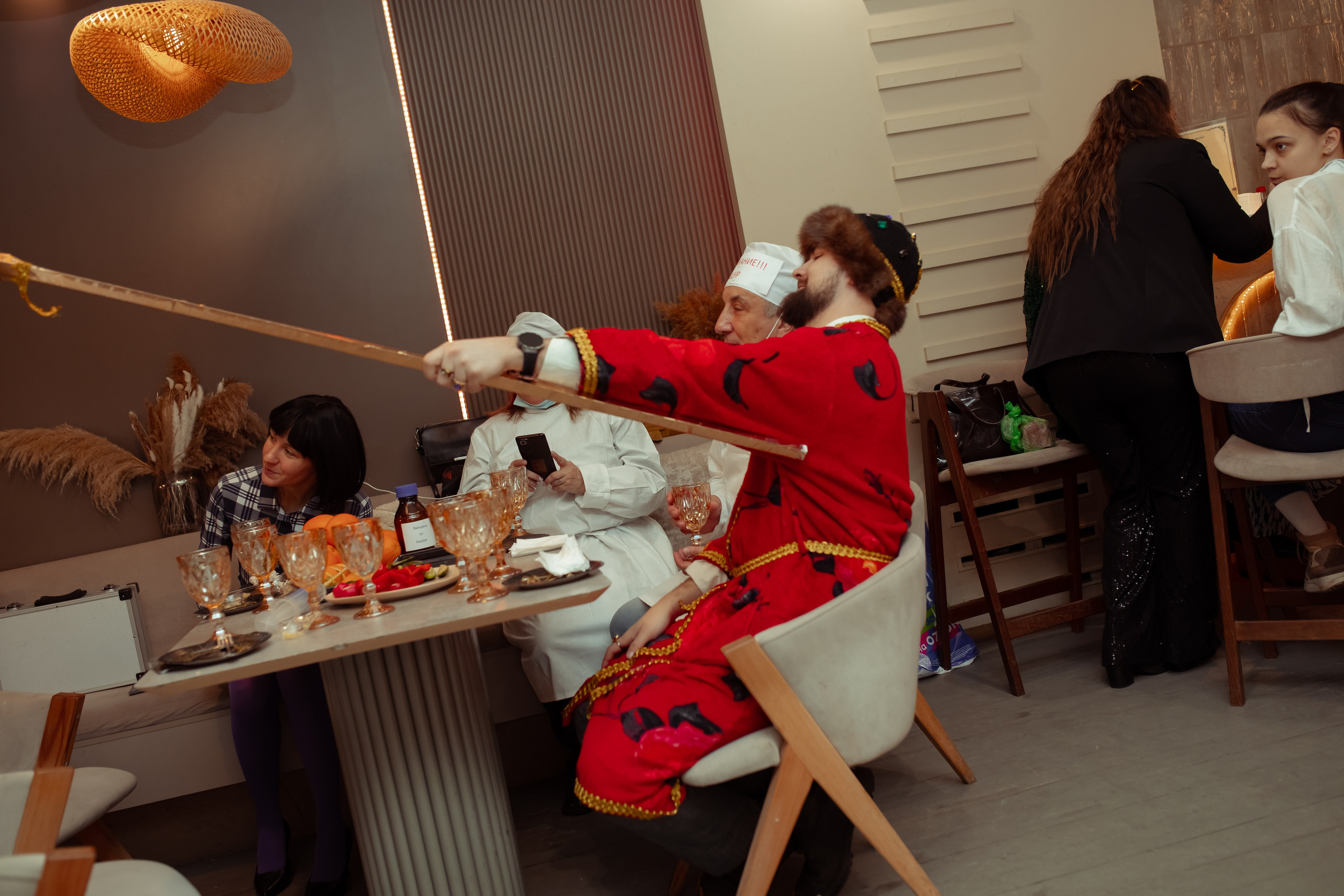 Юбилей Анны в стиле Гайдая. Семейный и детский фотограф в Москве Дорогова Екатерина