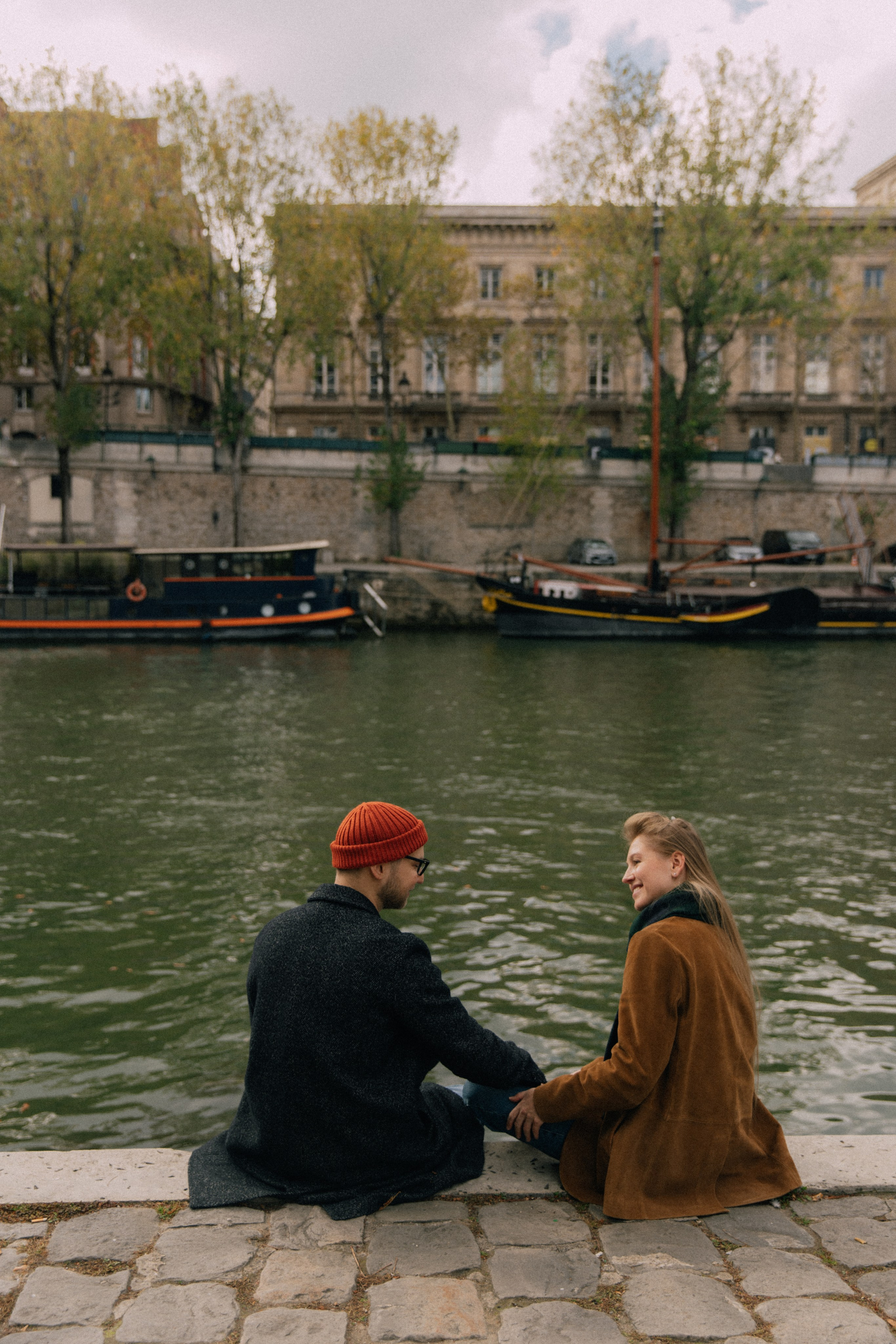 Love you a thousand times. Photographer in Paris