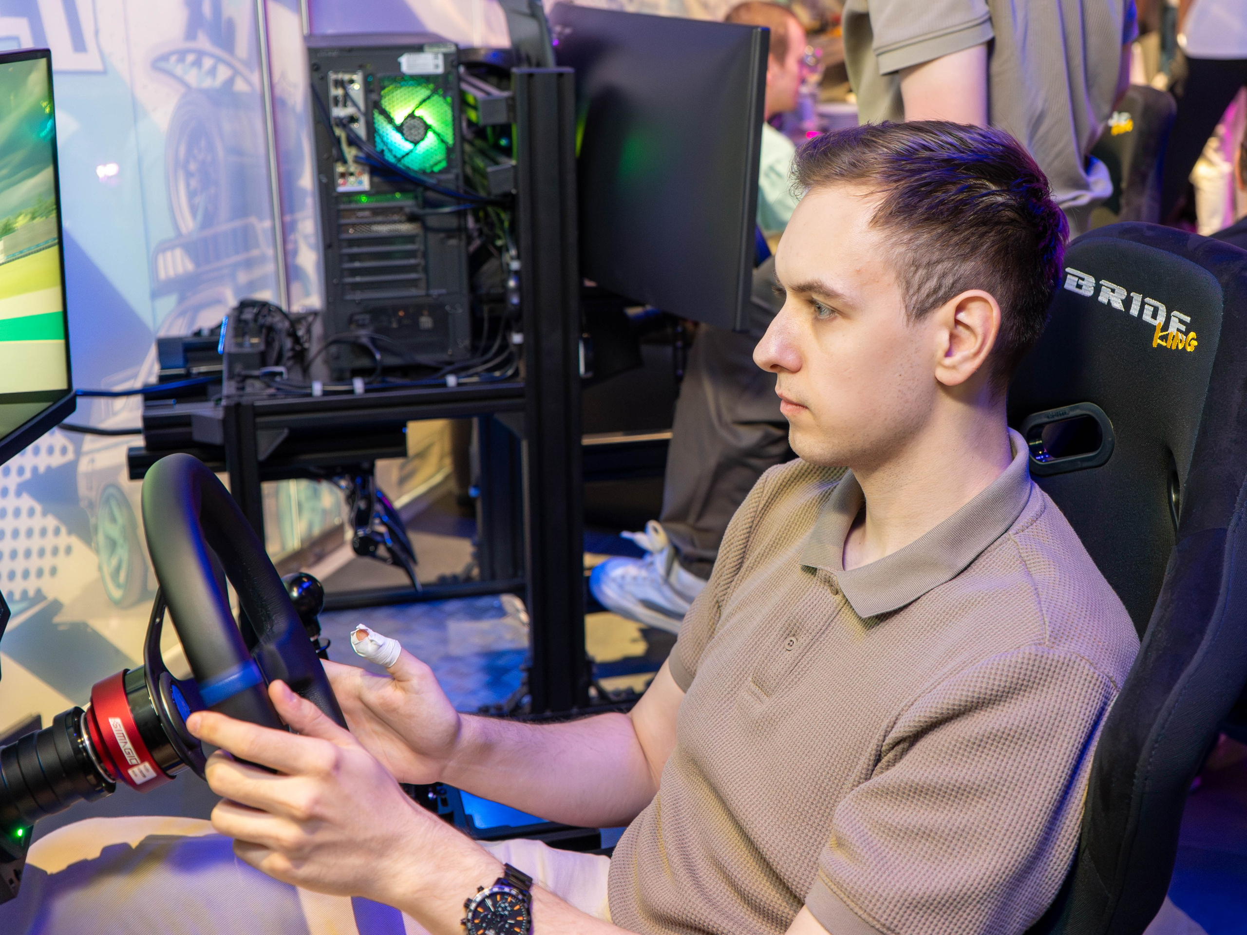 Открытие компьютерного клуба «Meta Racing». FM Media Сrew. Репортажные фото и видео