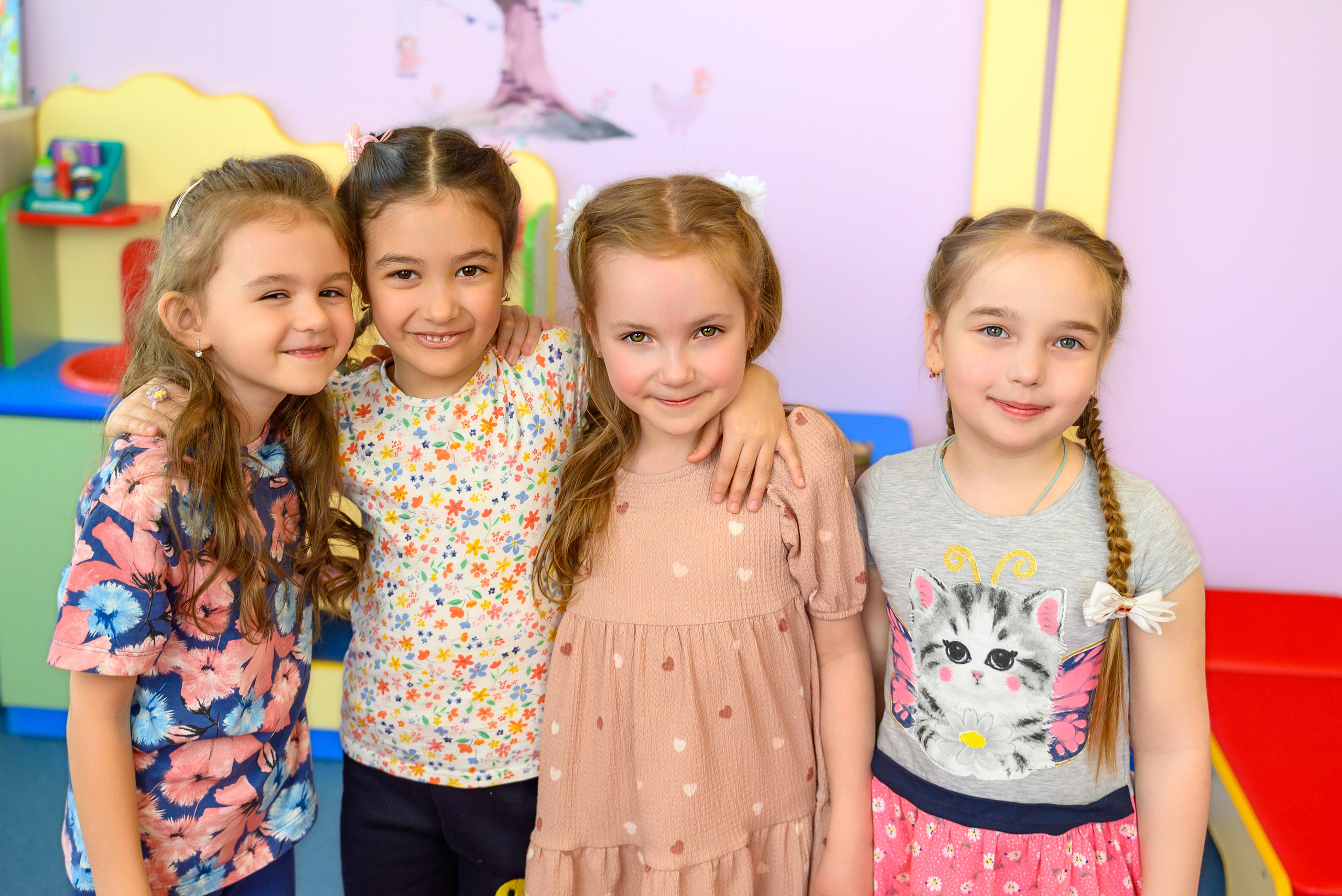 Альбомы для выпускников 1 4 9 11 классов. Выпускные альбомы в Туле и Тульской области для школ и детских садов