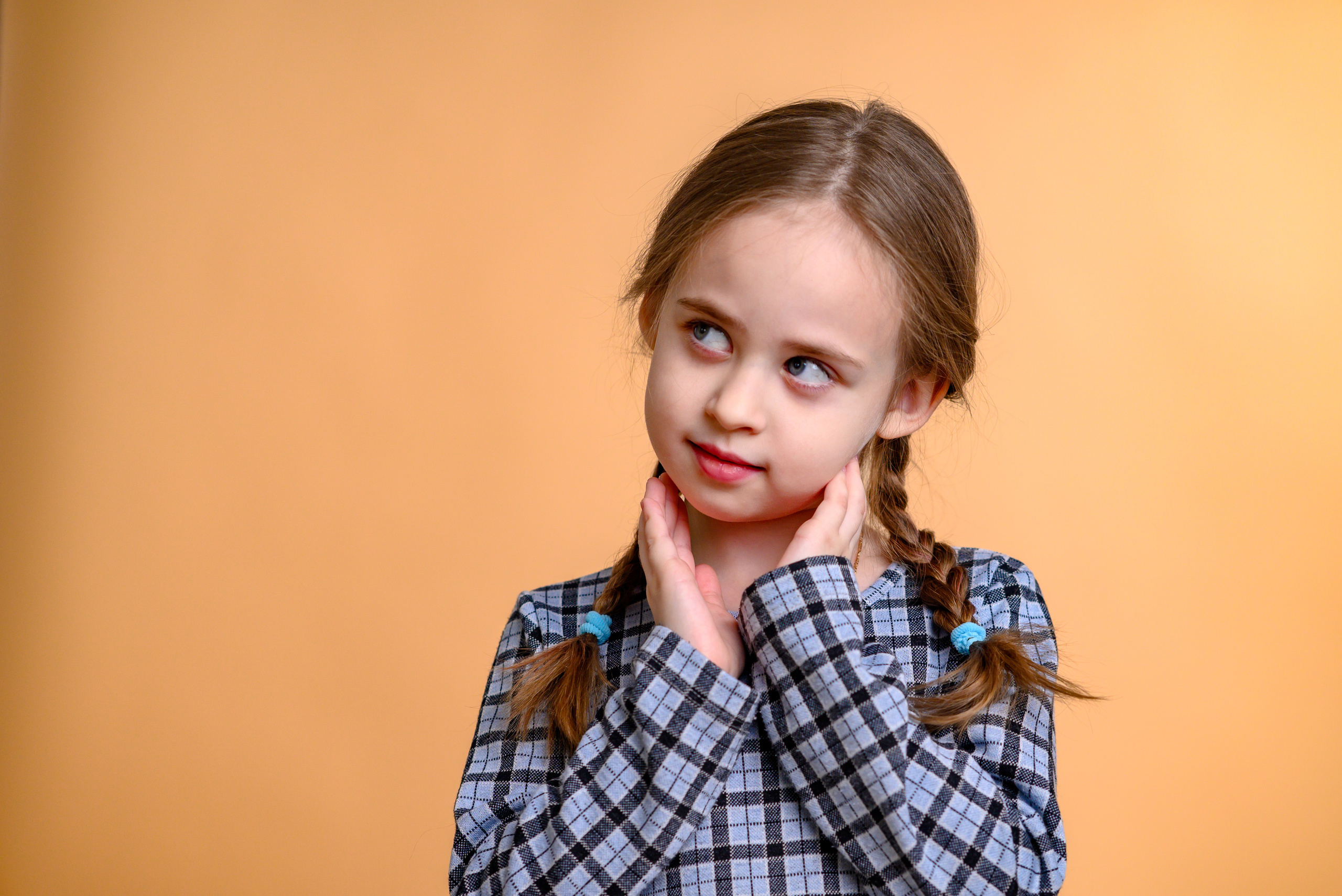 девочка мечтает