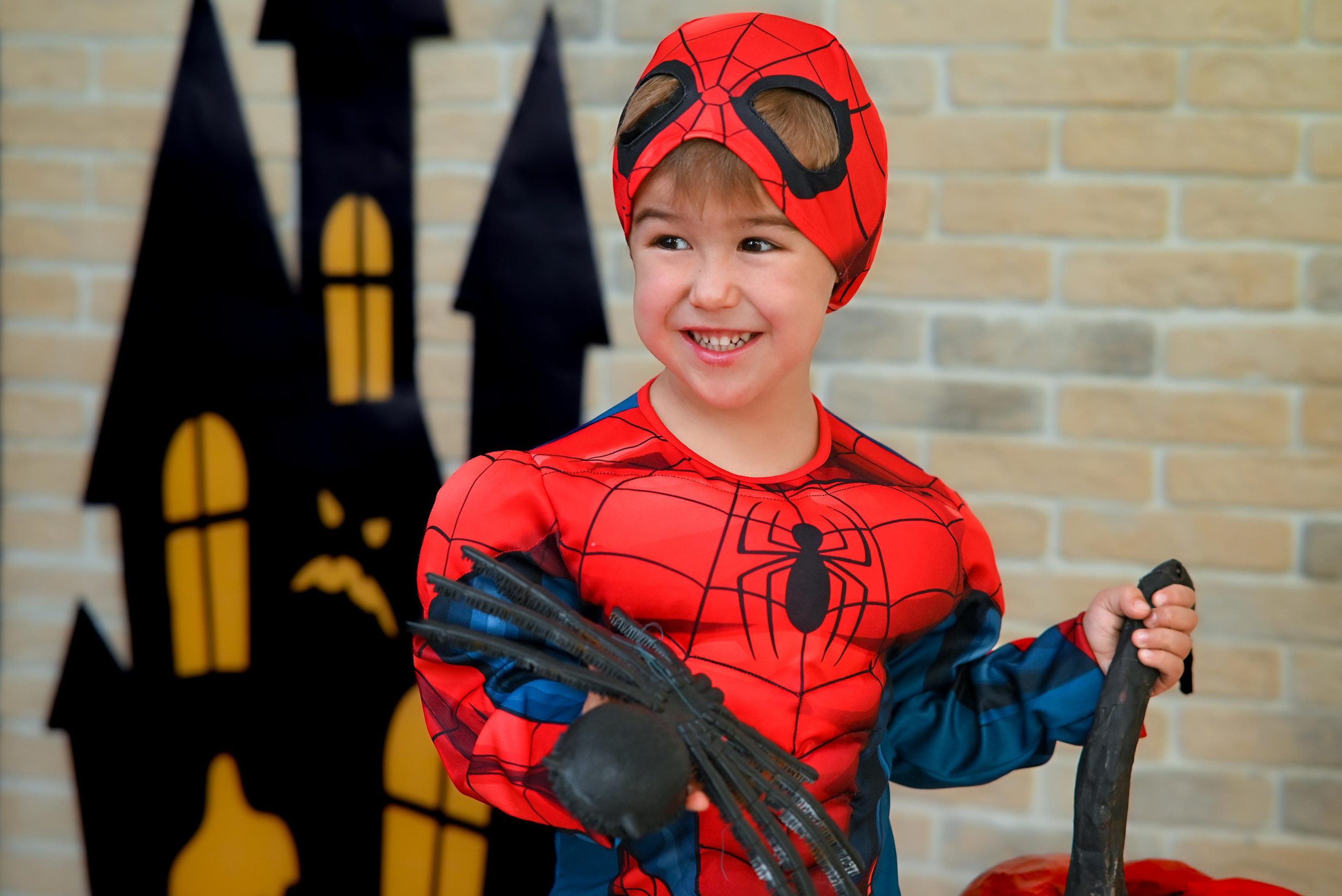 Альбомы для выпускников 1 4 9 11 классов. Выпускные альбомы в Туле и Тульской области для школ и детских садов