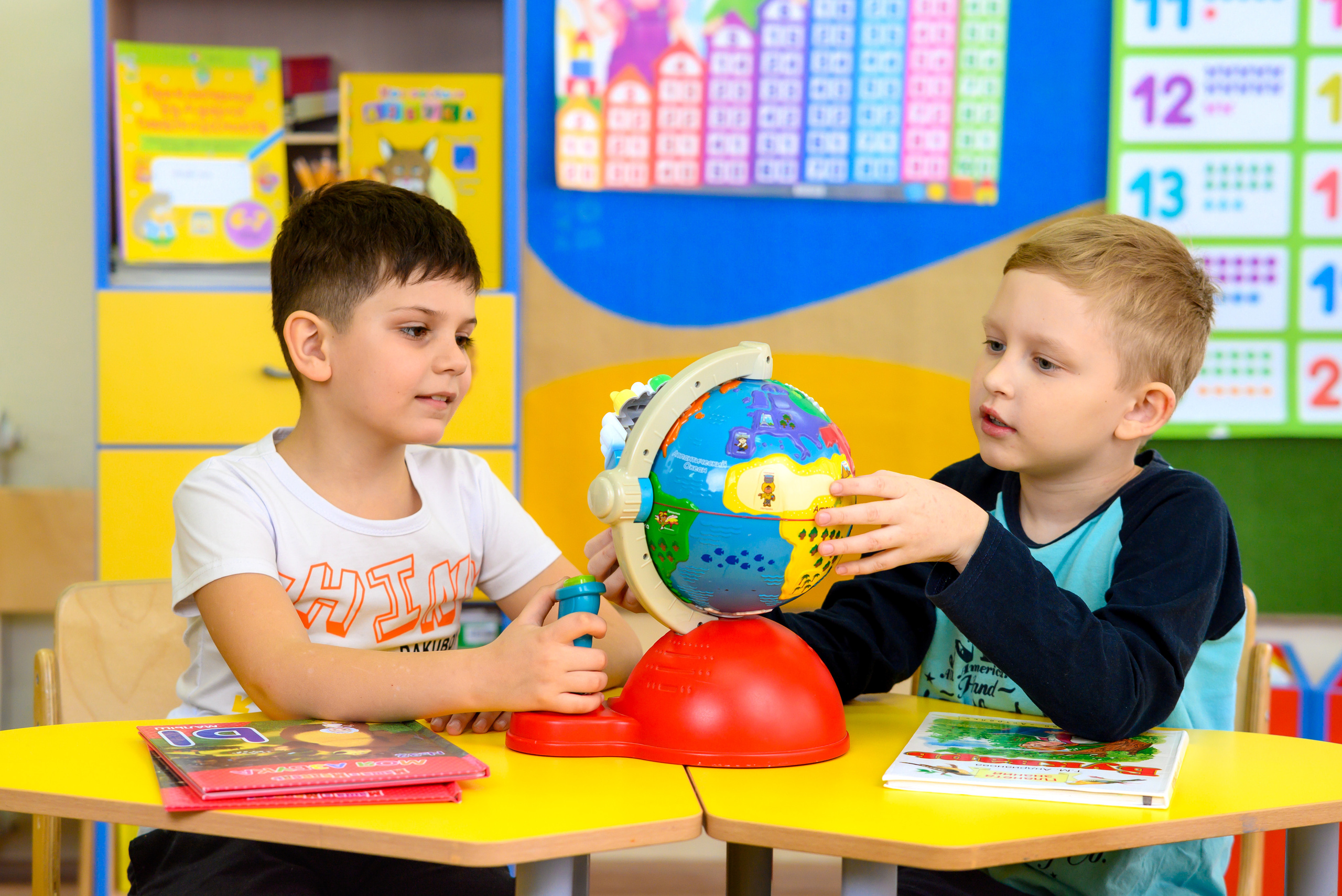 Альбомы для выпускников 1 4 9 11 классов. Выпускные альбомы в Туле и Тульской области для школ и детских садов