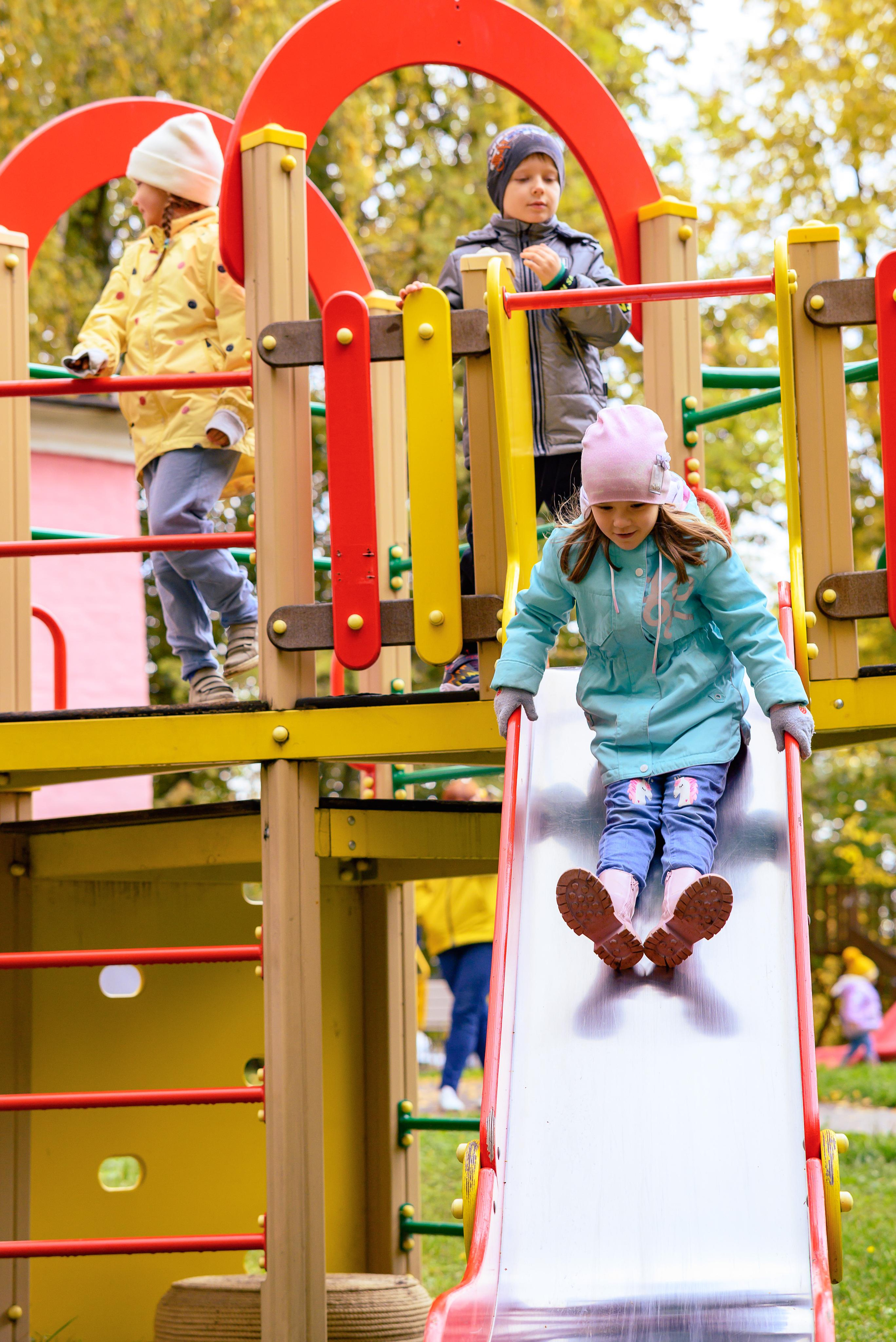 Альбомы для выпускников 1 4 9 11 классов. Выпускные альбомы в Туле и Тульской области для школ и детских садов