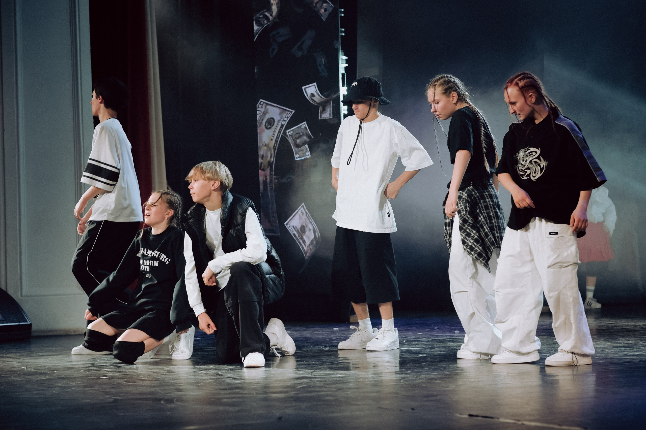 RIZE ОТЧЕТНЫЙ КОНЦЕРТ. ГЛАВНАЯ