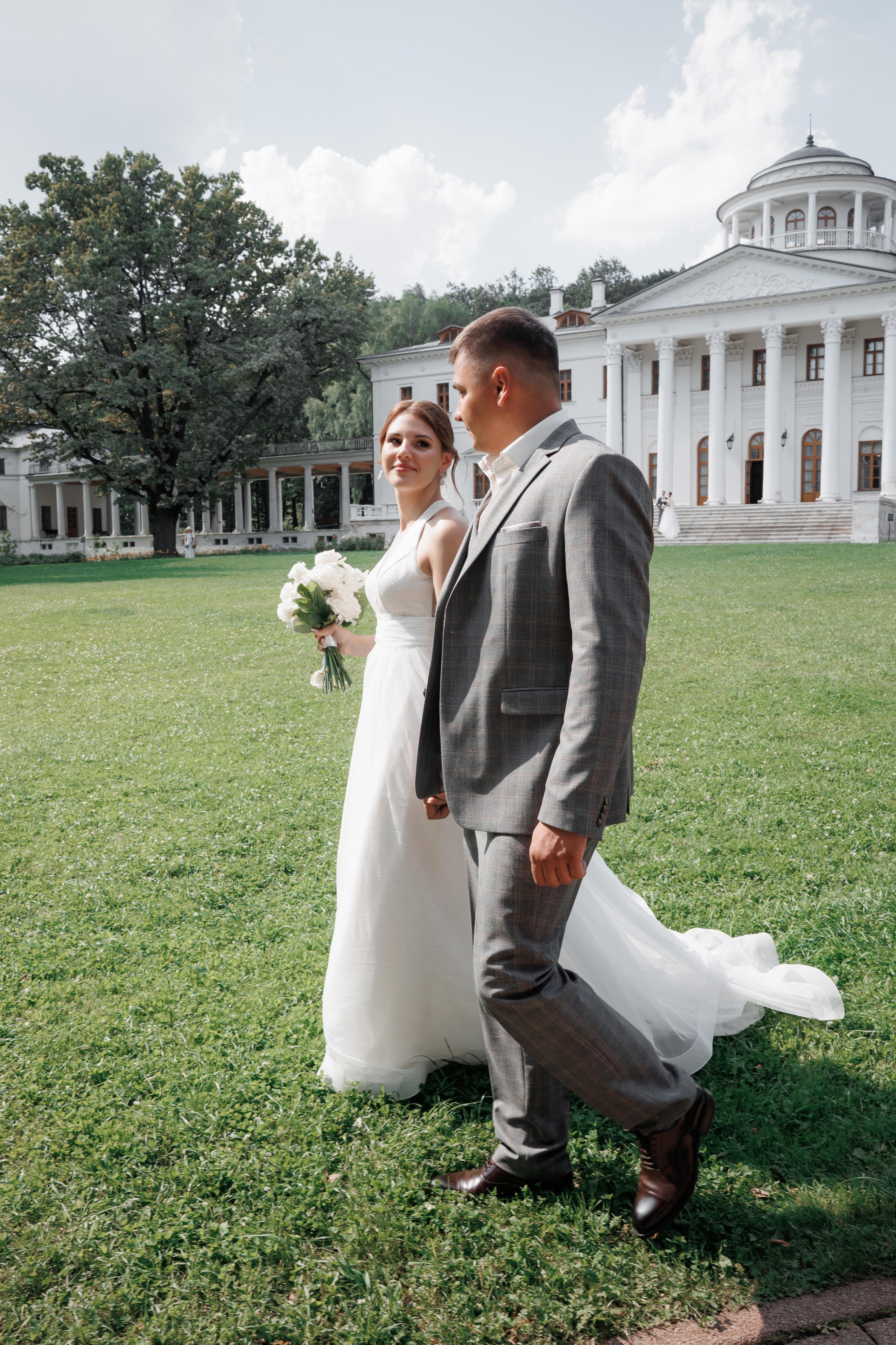 ЗАГС Бутово и Остафьево. Свадебный и репортажный фотограф (Москва, Королев и другие)