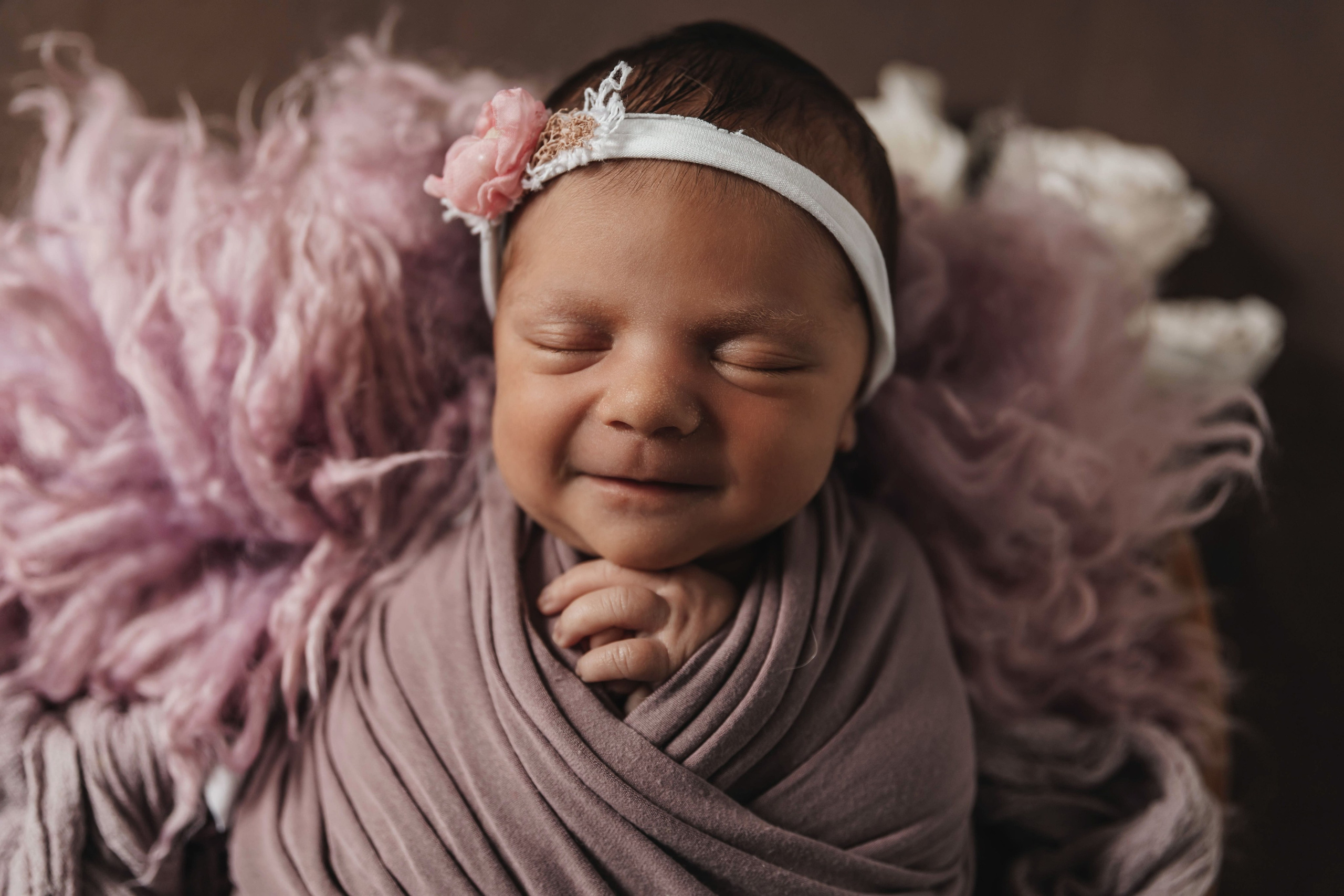 Альбом с классическим ньборном в ярких тонах. Фотограф новорожденных Москва, Люберцы, Жуковский, Раменское