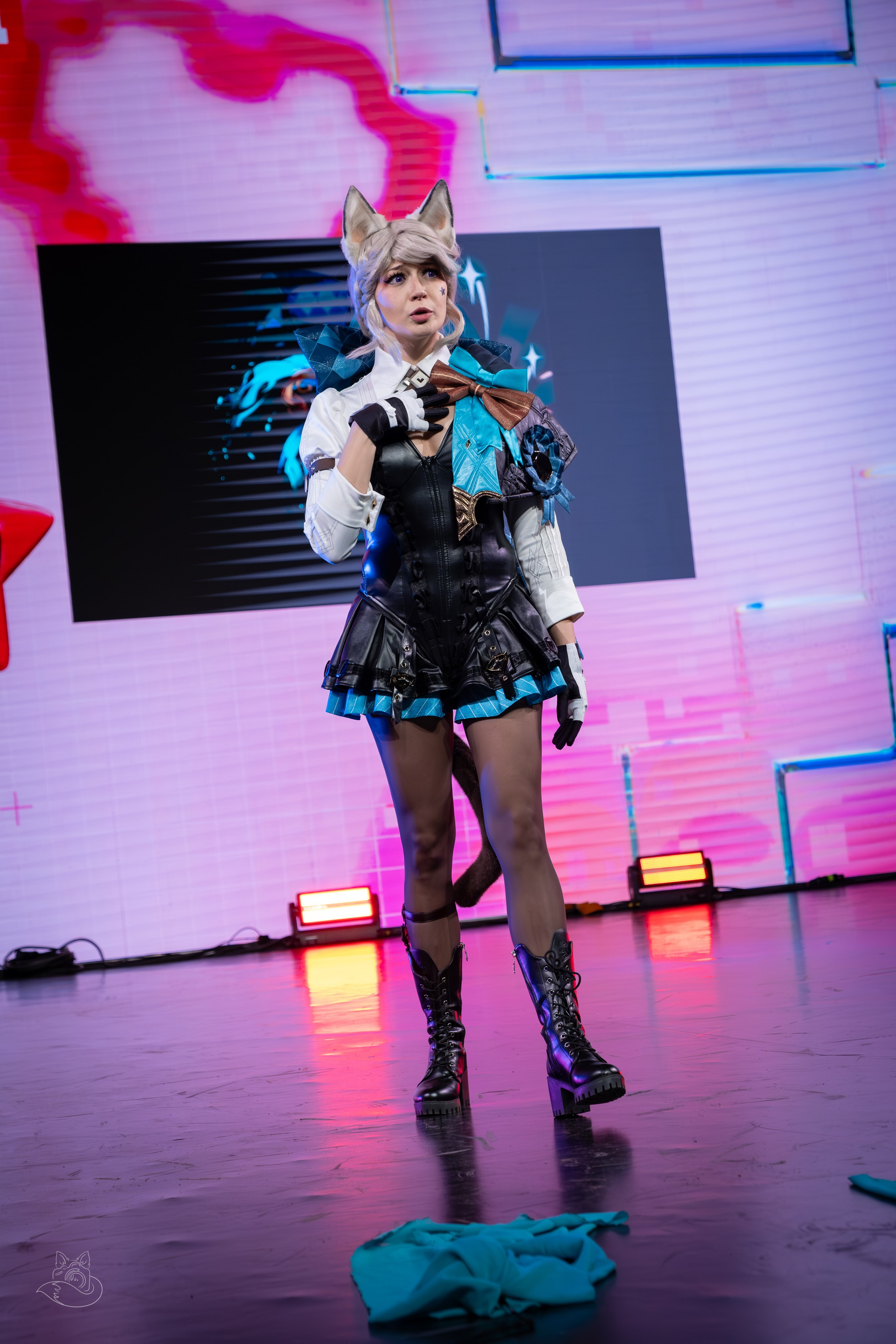 Сцена РЭД ЭКСПО 2024. Косплей фотограф