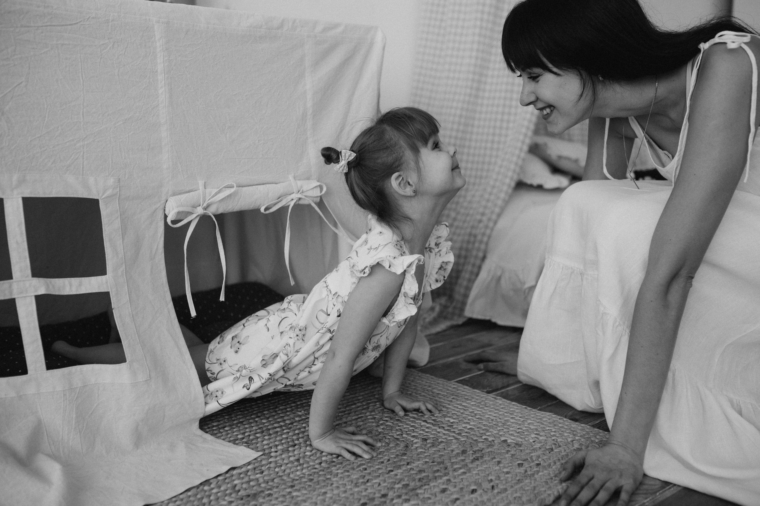 Весенняя съёмка в студии для мамы и дочки Самара. Семейный фотограф в Самаре Елена Ефимова