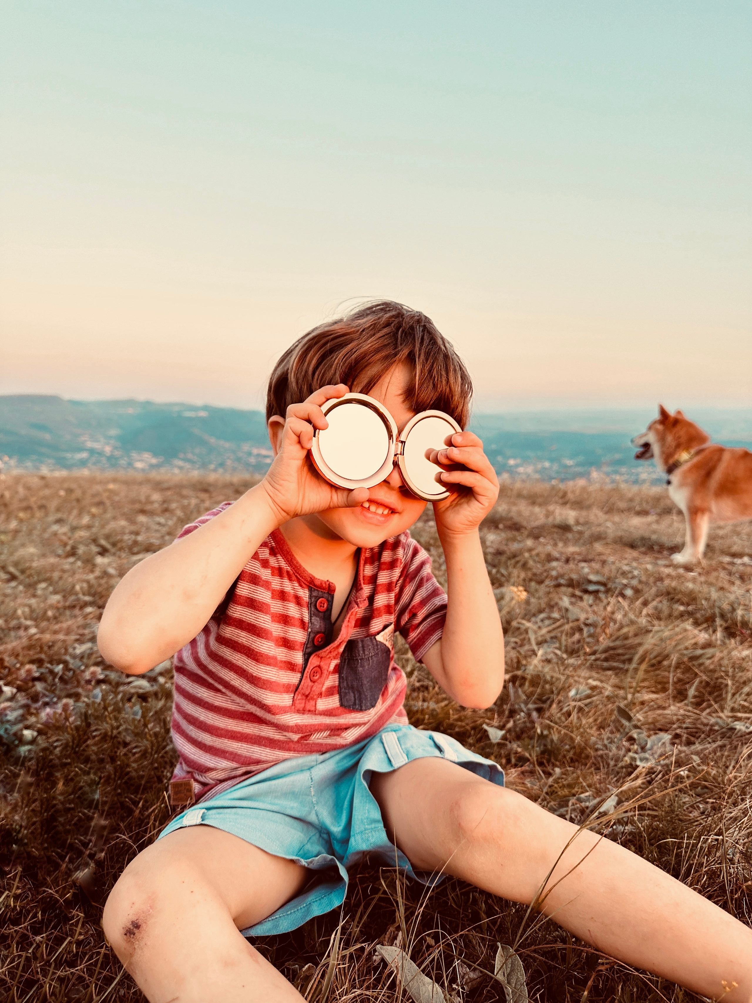 Дети. Смотри, красота!