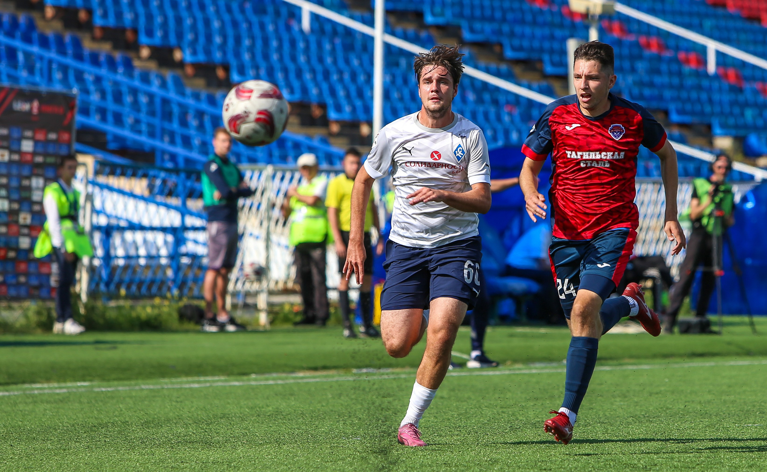 Крылья Советов — Уралец-ТС. Вторая Лига «Дивизион Б». Спортивный фотограф в Самаре