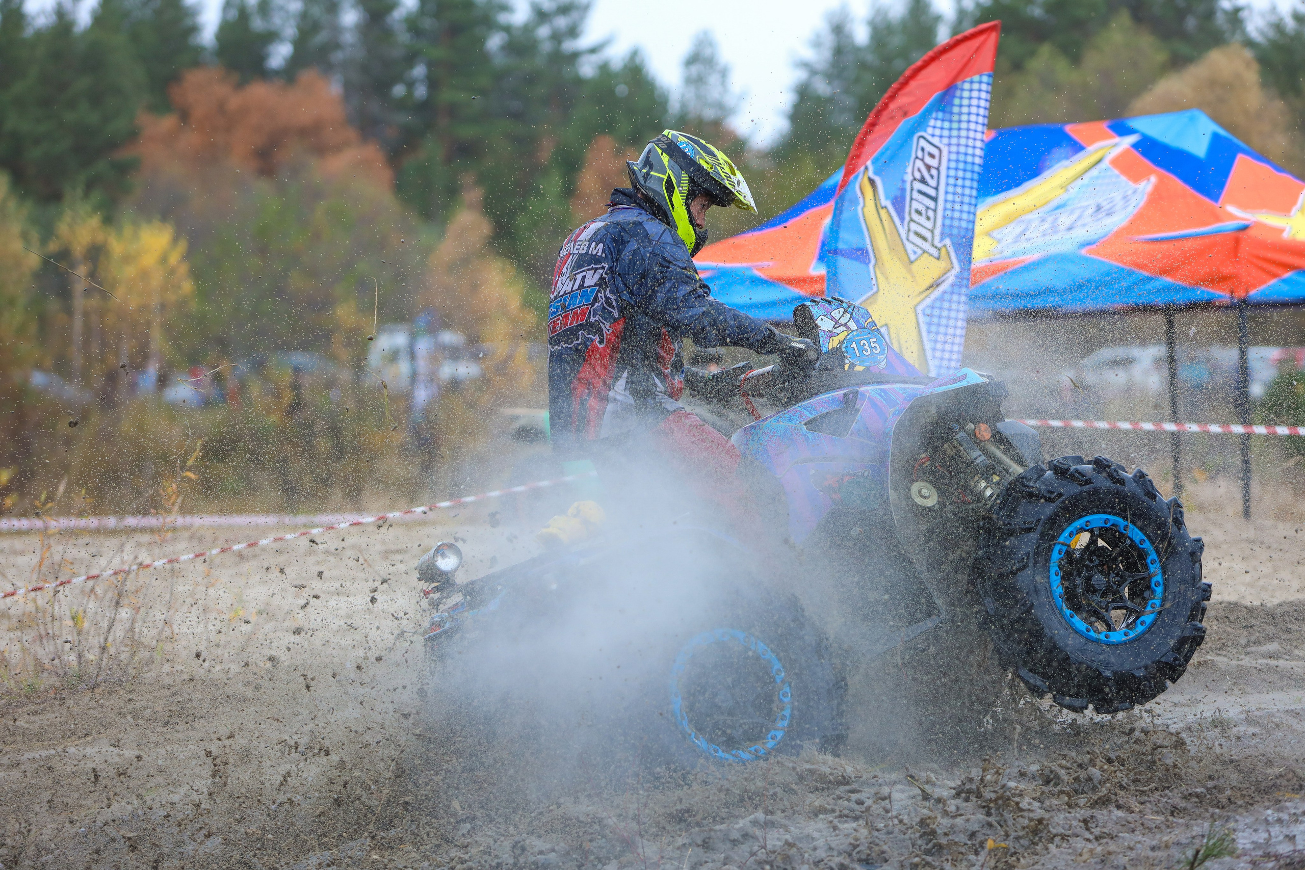 Гонки на квадроциклах Грязевое кольцо. Спортивный фотограф в Самаре