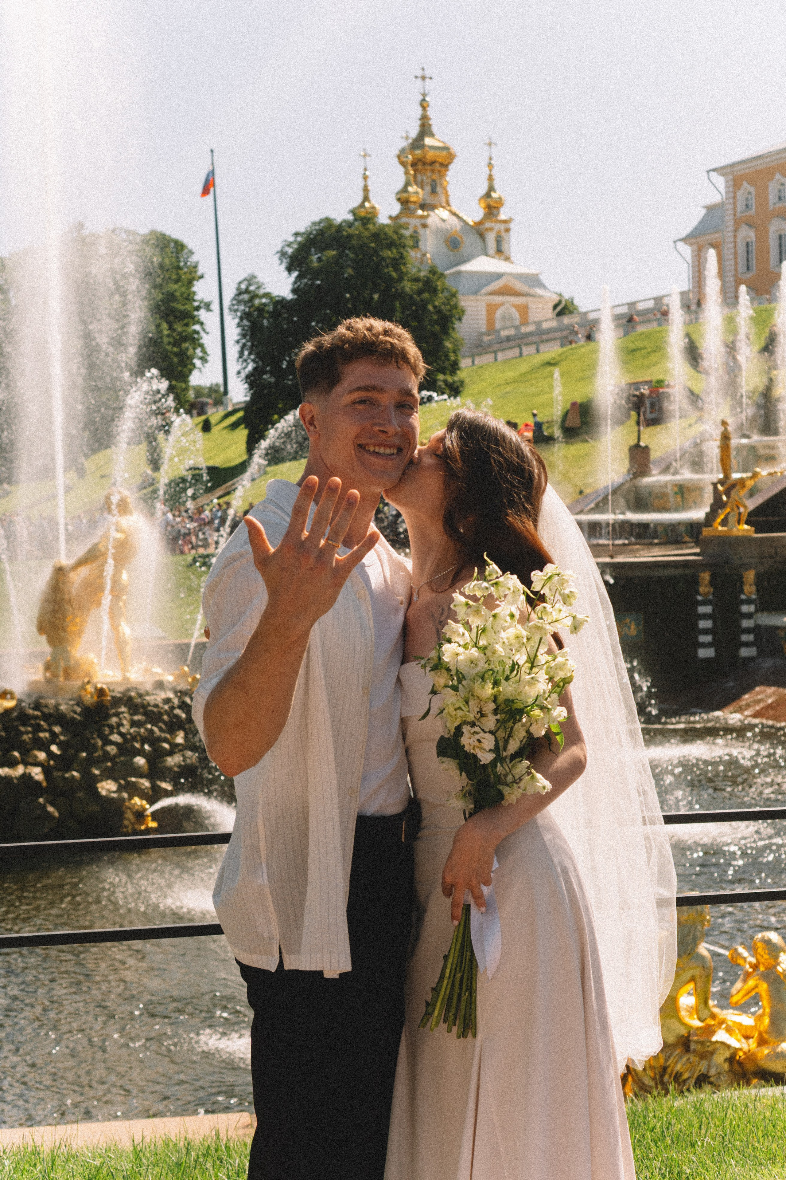 СВАДЕБНАЯ СЬЕМКА В ПЕТЕРГОФЕ И СЬЕМКА РЕПОРТАЖА В ЗАГСЕ ПЕТЕРГОФА. Профессиональный фотограф, Санкт-Петербург — Виктория Богомолова