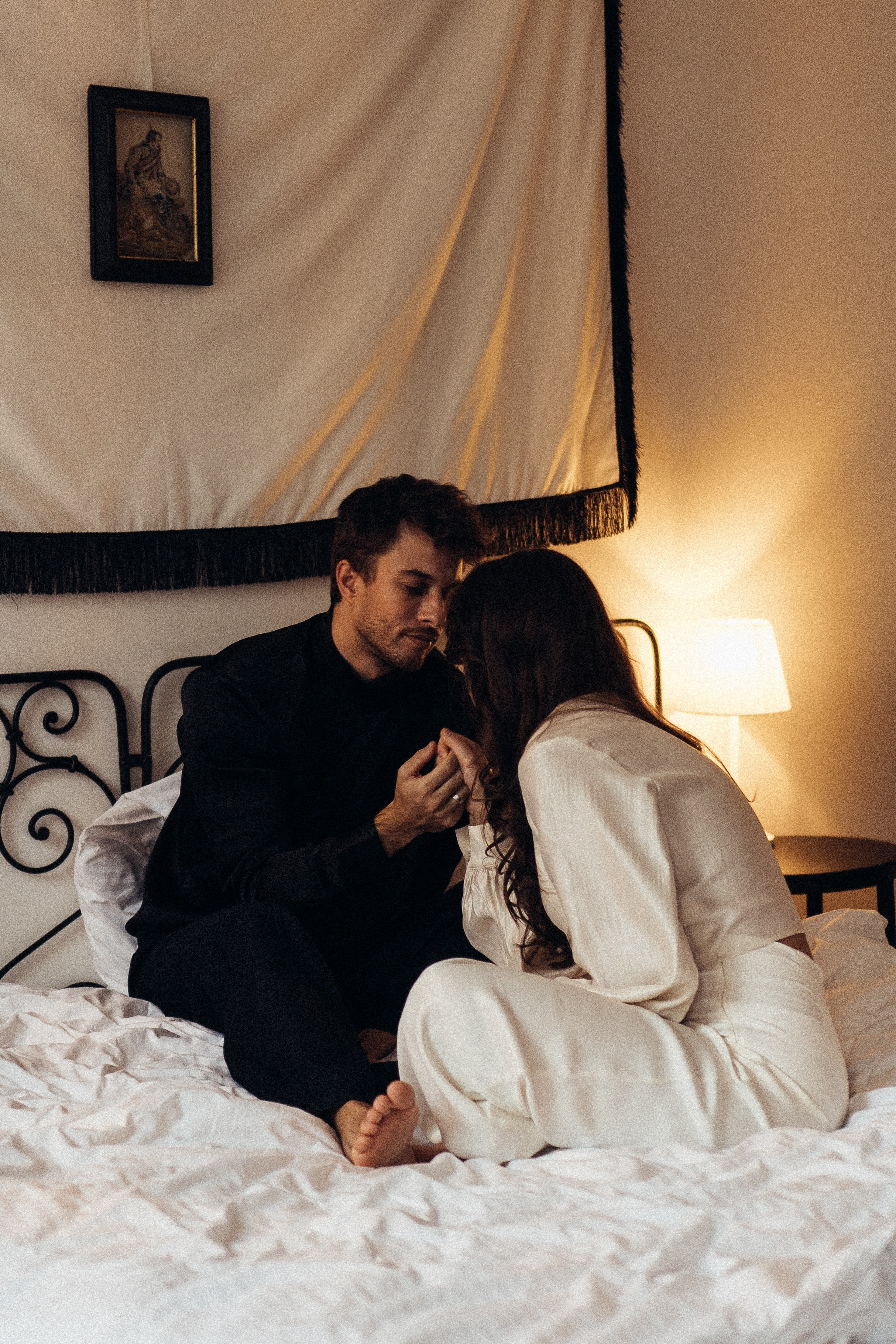 УТРО ЖЕНИХА И НЕВЕСТЫ В ПИТЕРСКОЙ КВАРТИРЕ И СЬЕМКА С СВАДЕБНЫХ ОБРАЗАХ. Профессиональный фотограф, Санкт-Петербург — Виктория Богомолова