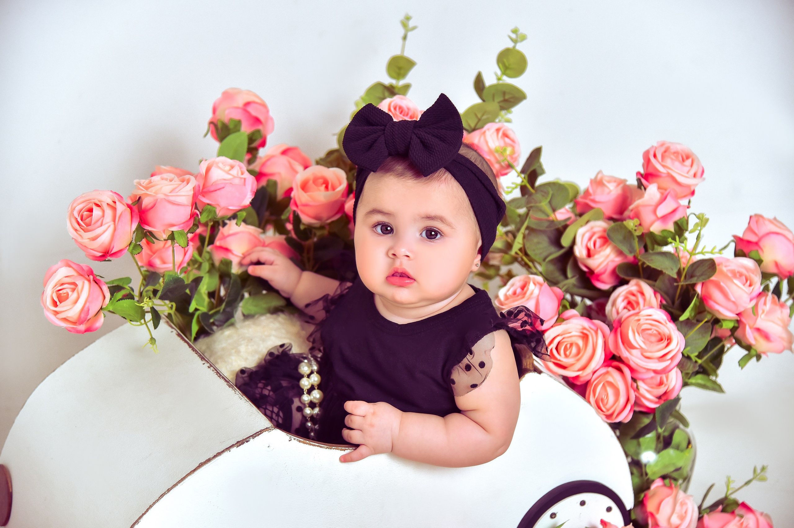 Малышки Антураж