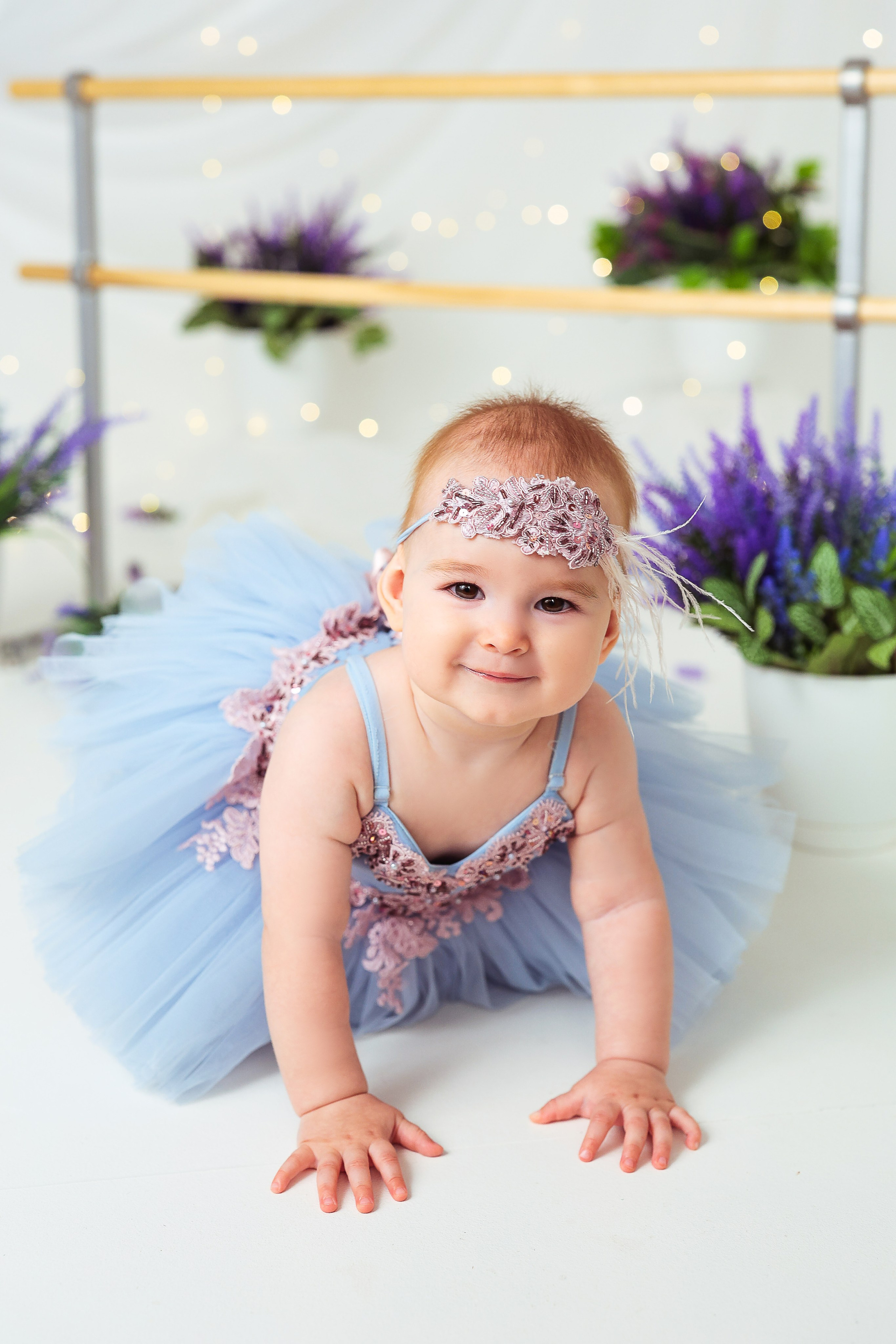 Малышки Антураж