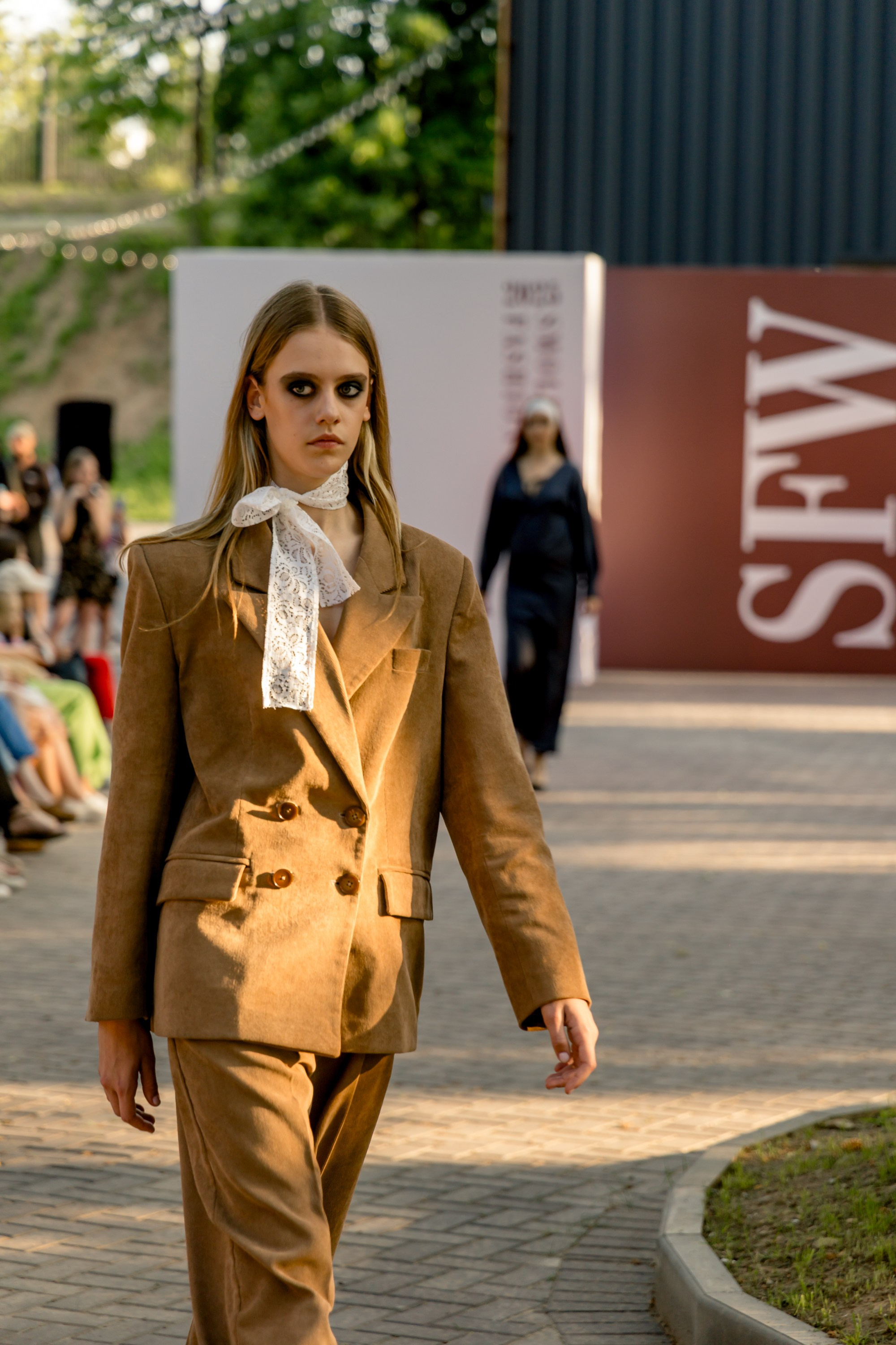 Smolensk Fashion Week 2025_показы_ДЕНЬ 1_ВЕЧЕРНИЙ ПОКАЗ_19:00. Главная