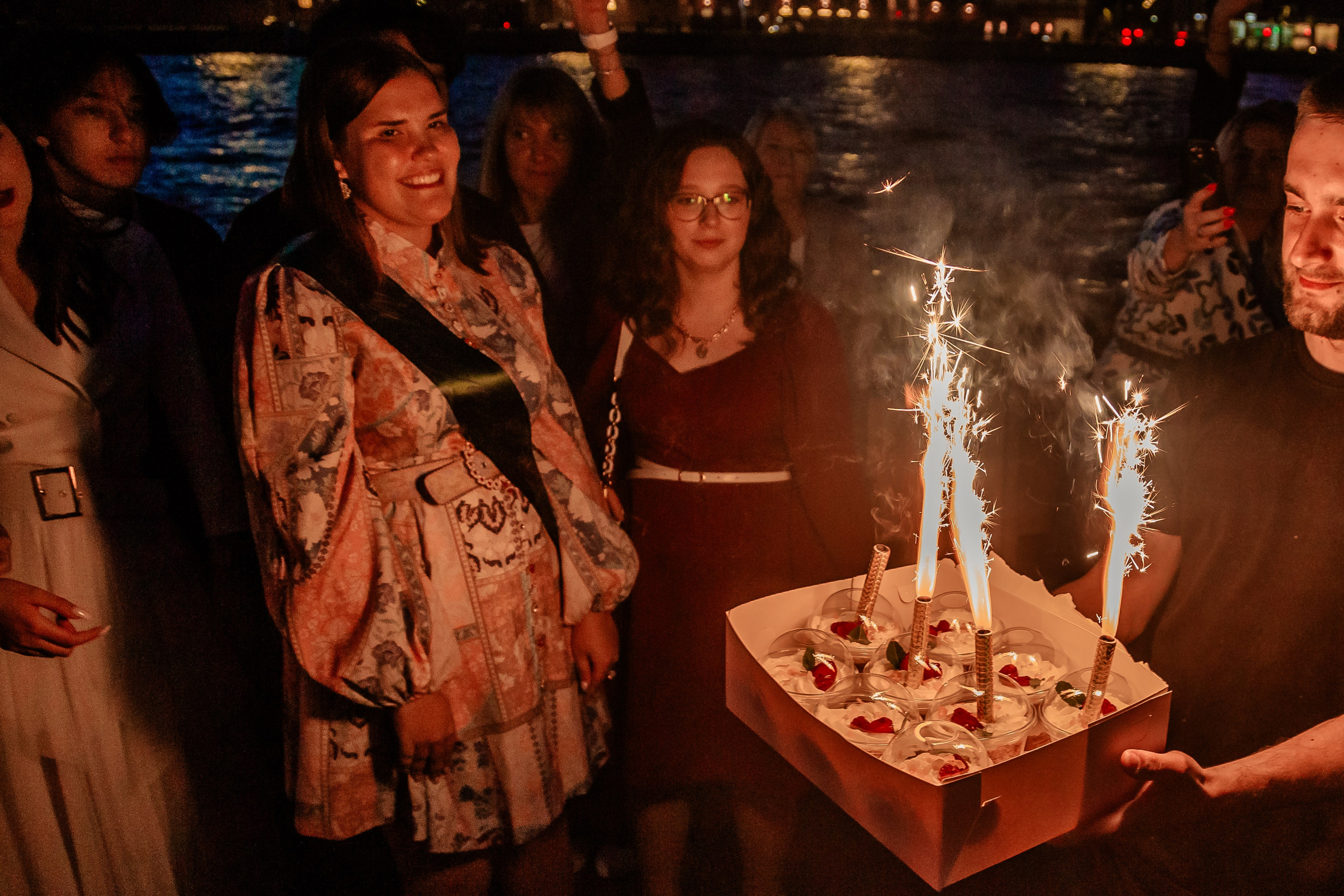 Выпускной на теплоходе. Фотограф в Санкт-Петербурге Чумаков Семен