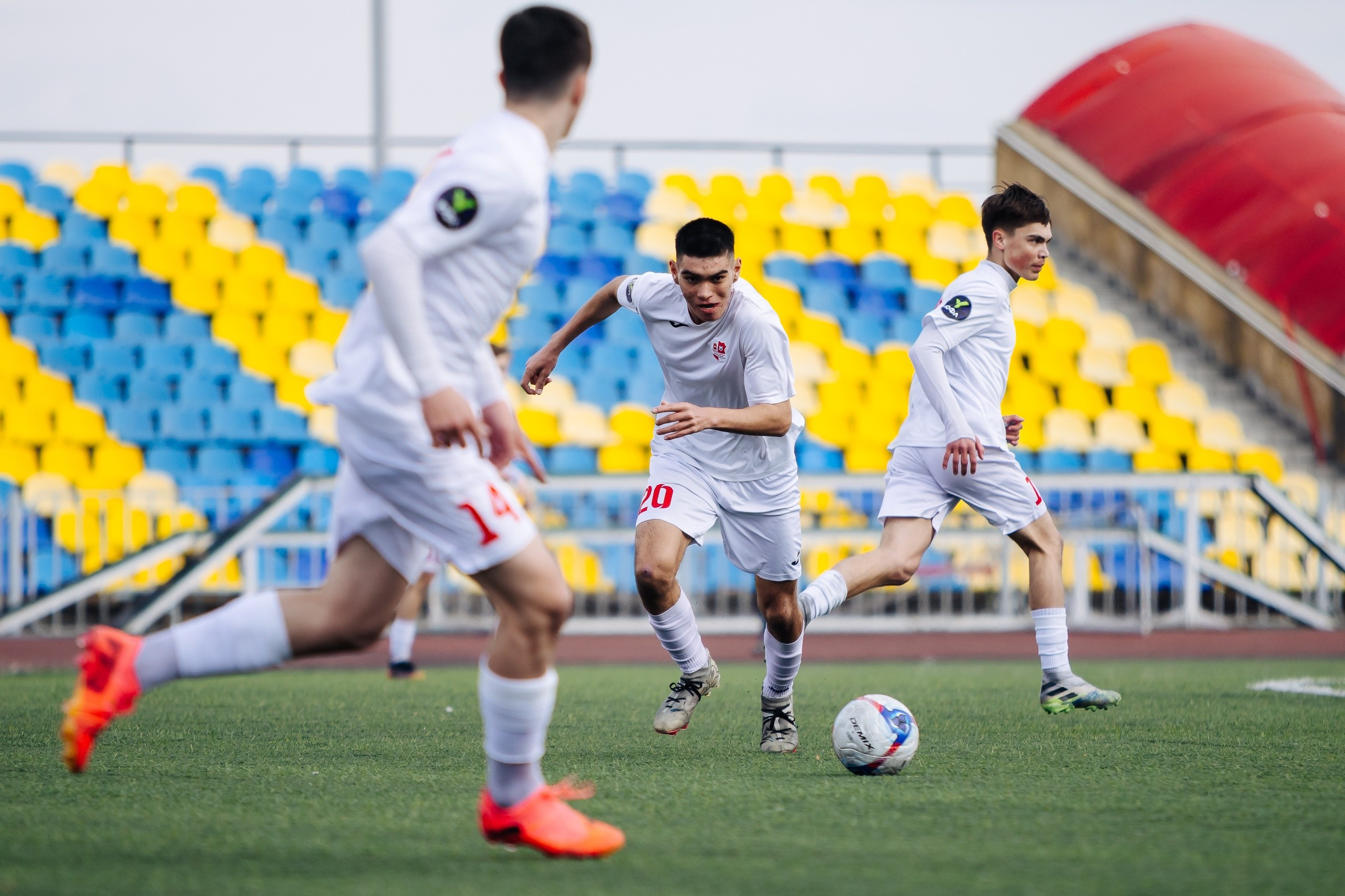 ФК «Металлург-Магнитогорск» vs ФК «ОСШ-Челябинск-М» // 05.04.25. Денис Прохоров Фотограф в г. Магнитогорск
