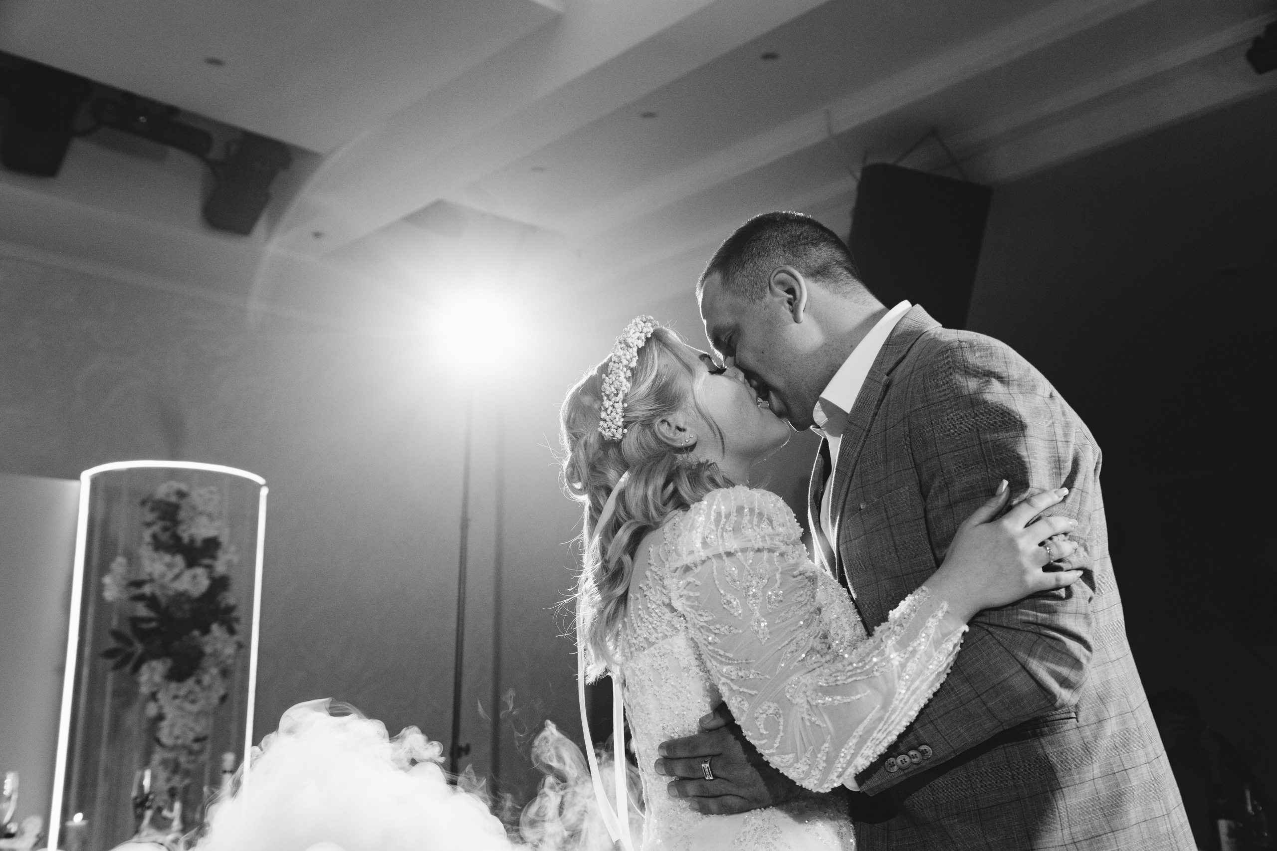 Никита и Валерия: свадебная история в каждом мгновении. Фотограф Семён Гнеушев