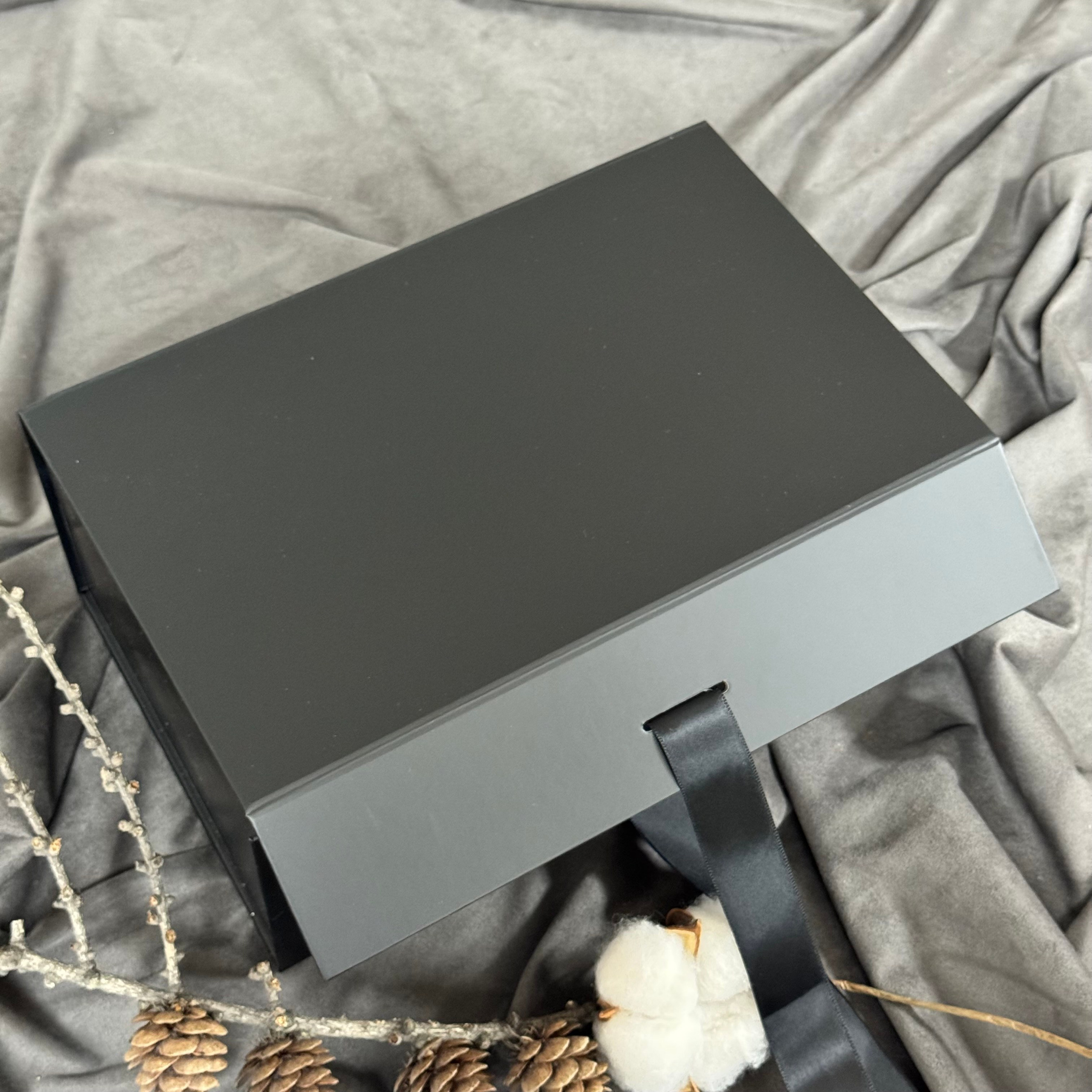 Аромасвечи и наборы. Художественная ручная роспись елочных шаров, корпоративные подарки и восковые аромасвечи