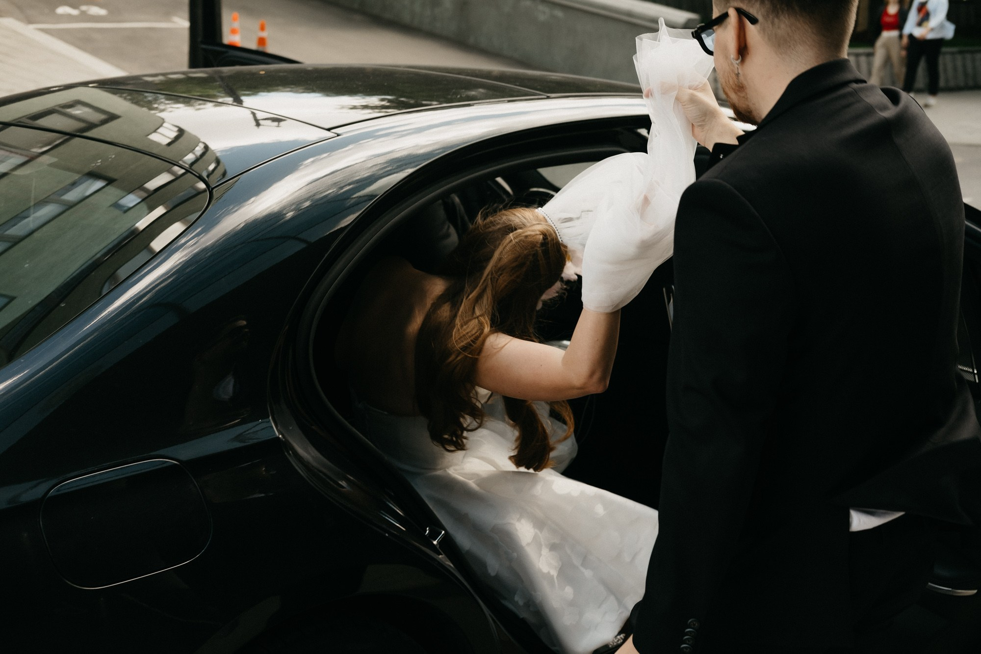 «ты красивый» — «нет, ты!». Свадебный фотограф Александра Тюлякова